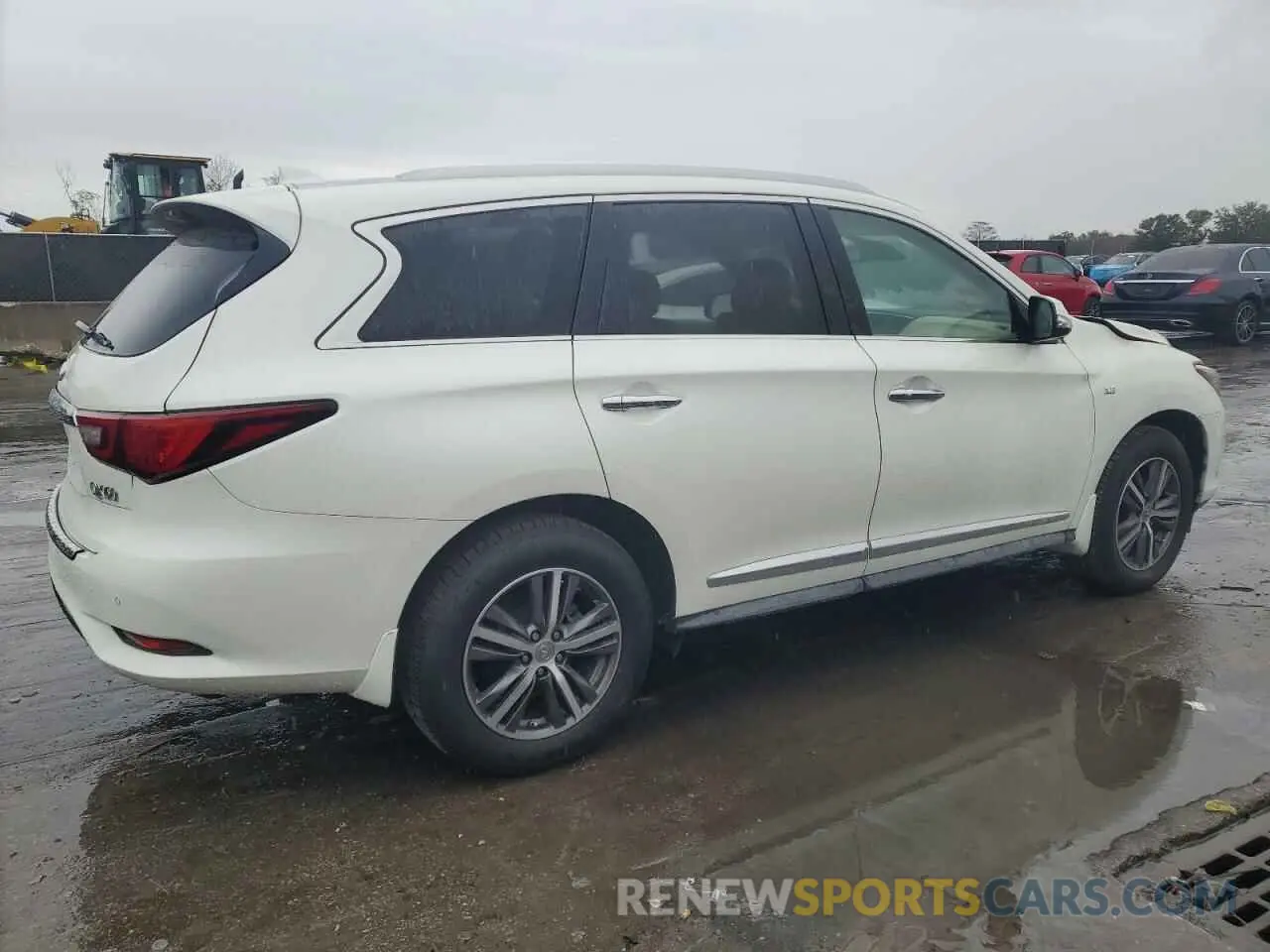 3 Photograph of a damaged car 5N1DL0MN6KC527469 INFINITI QX60 2019