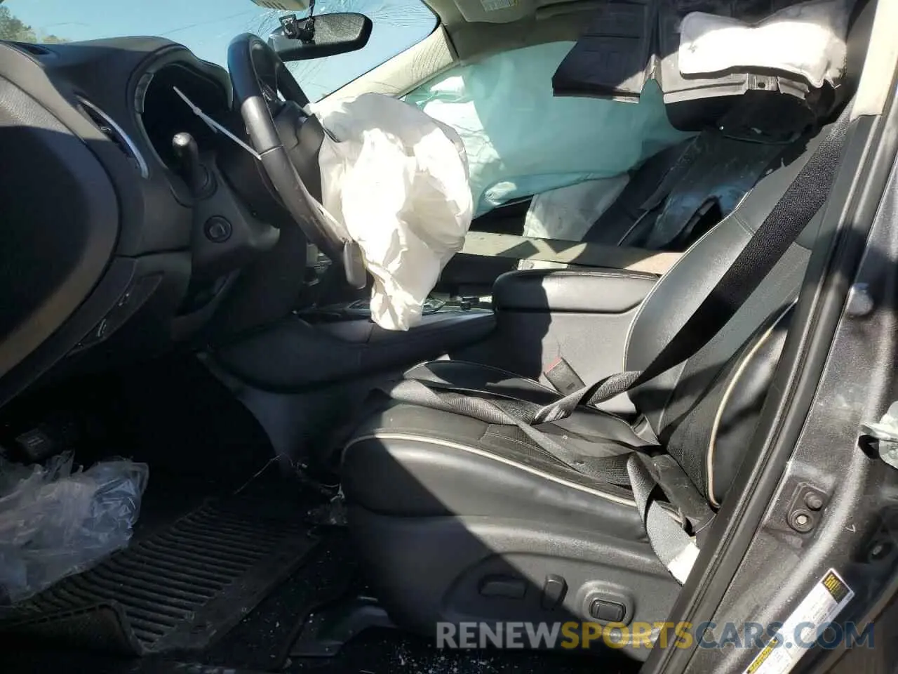 7 Photograph of a damaged car 5N1DL0MN6KC549083 INFINITI QX60 2019