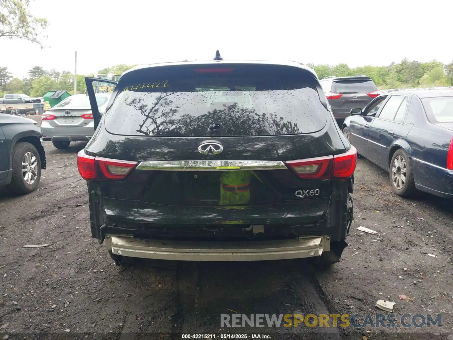 6 Photograph of a damaged car 5N1DL0MN7KC530395 INFINITI QX60 2019