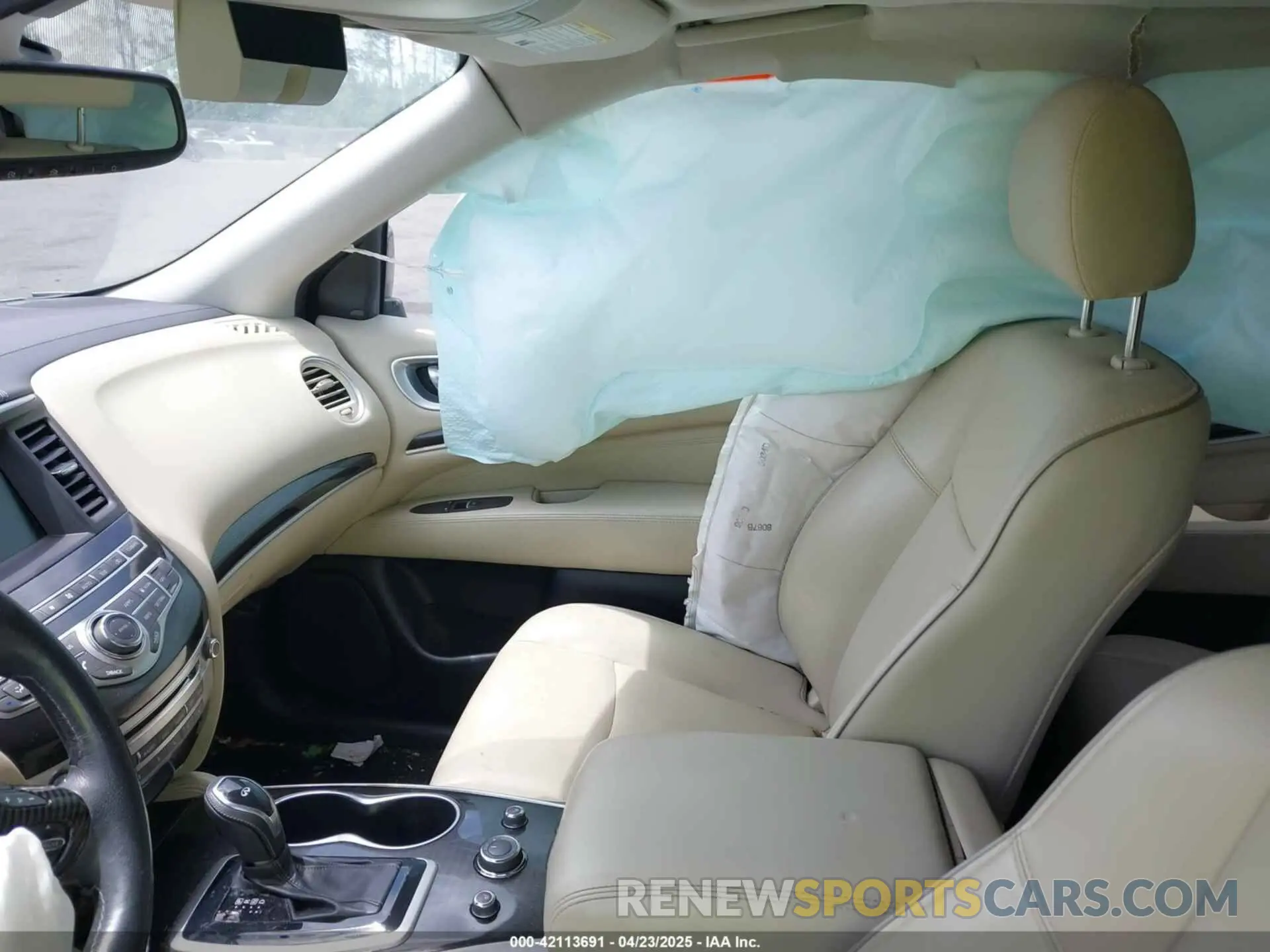 5 Photograph of a damaged car 5N1DL0MN7KC551313 INFINITI QX60 2019