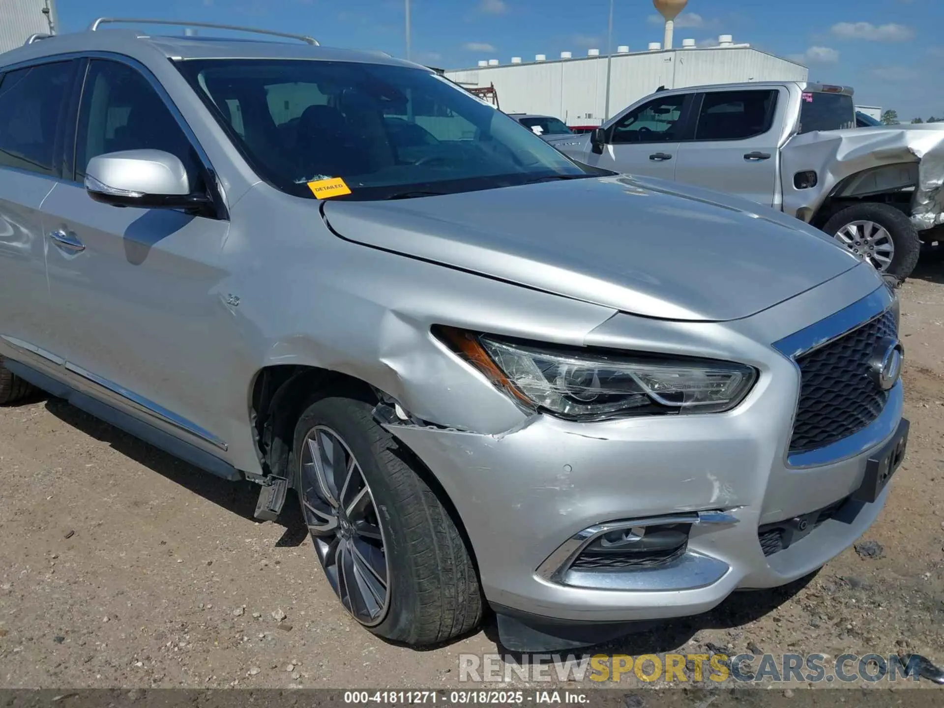 6 Photograph of a damaged car 5N1DL0MN8KC526839 INFINITI QX60 2019