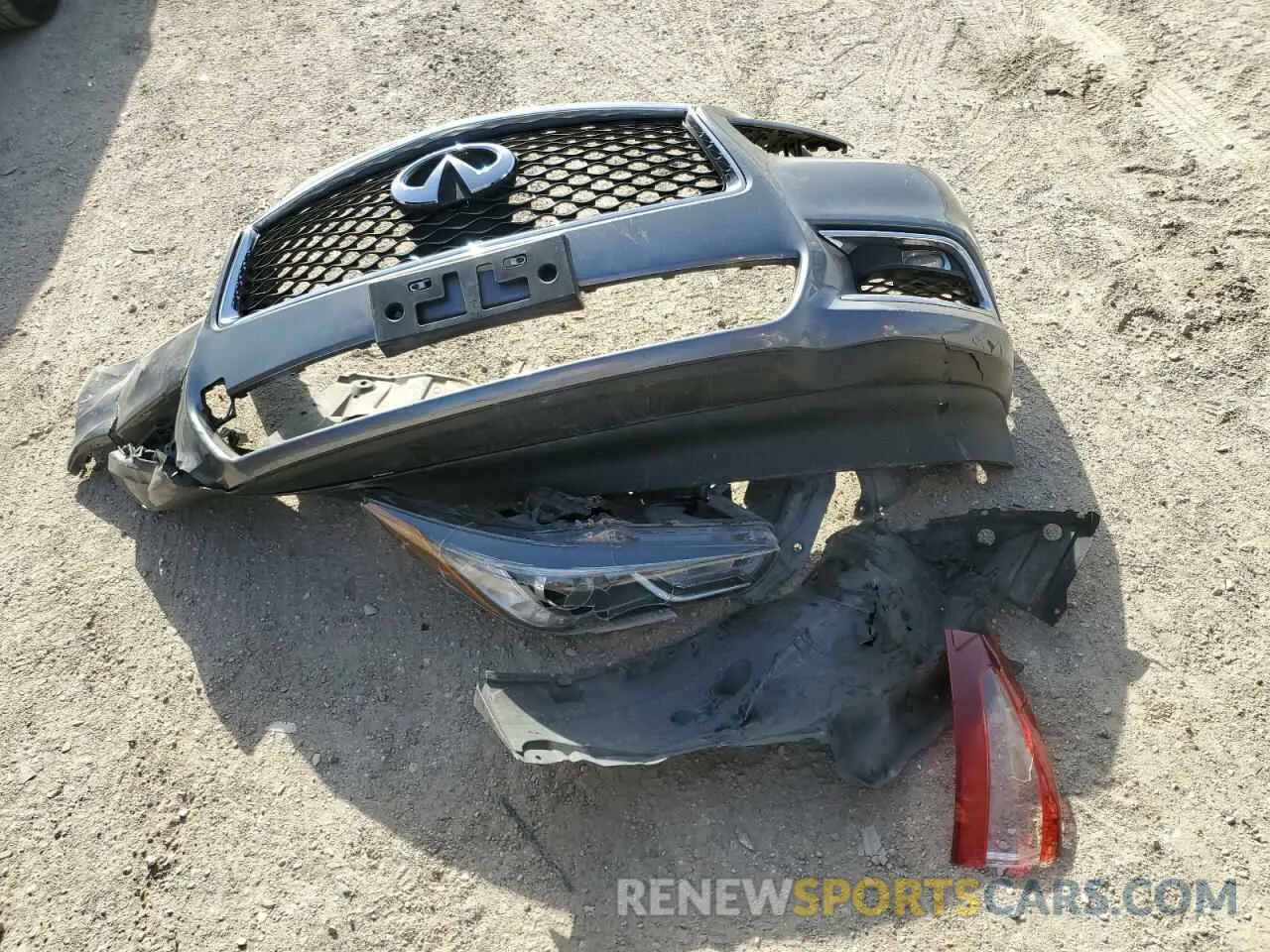 13 Photograph of a damaged car 5N1DL0MN8KC527165 INFINITI QX60 2019