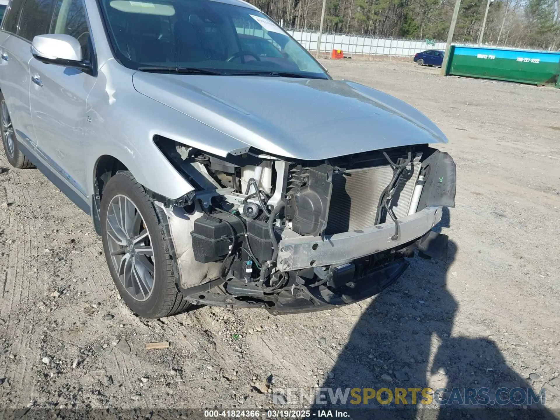 6 Photograph of a damaged car 5N1DL0MN8KC555323 INFINITI QX60 2019