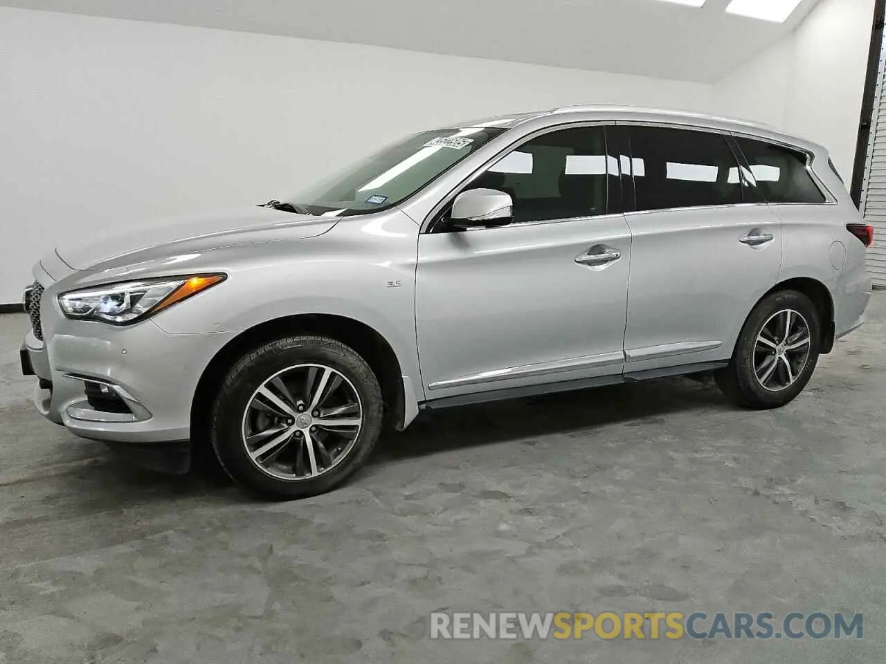 1 Photograph of a damaged car 5N1DL0MN9KC530401 INFINITI QX60 2019