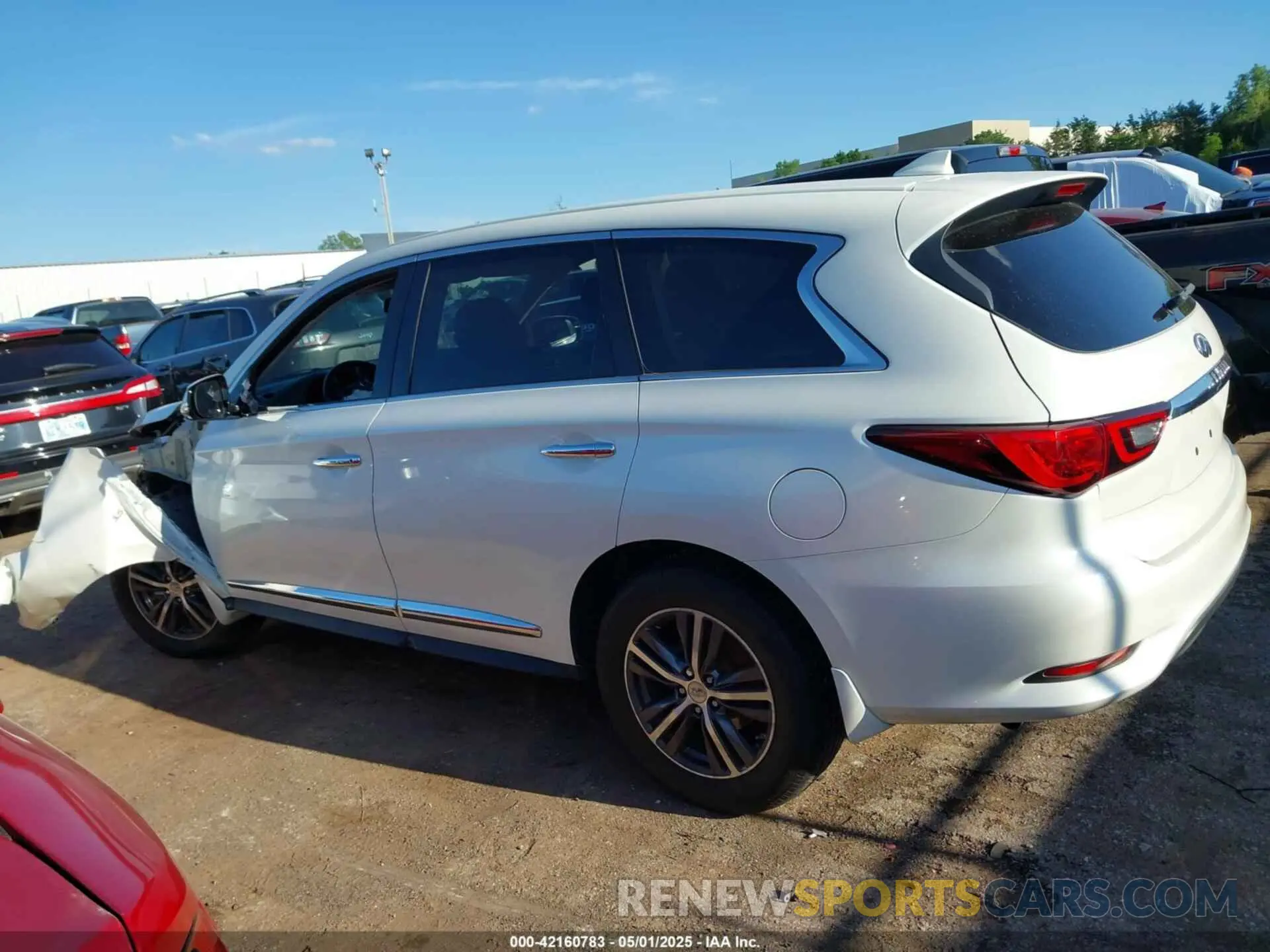 13 Photograph of a damaged car 5N1DL0MNXKC503952 INFINITI QX60 2019