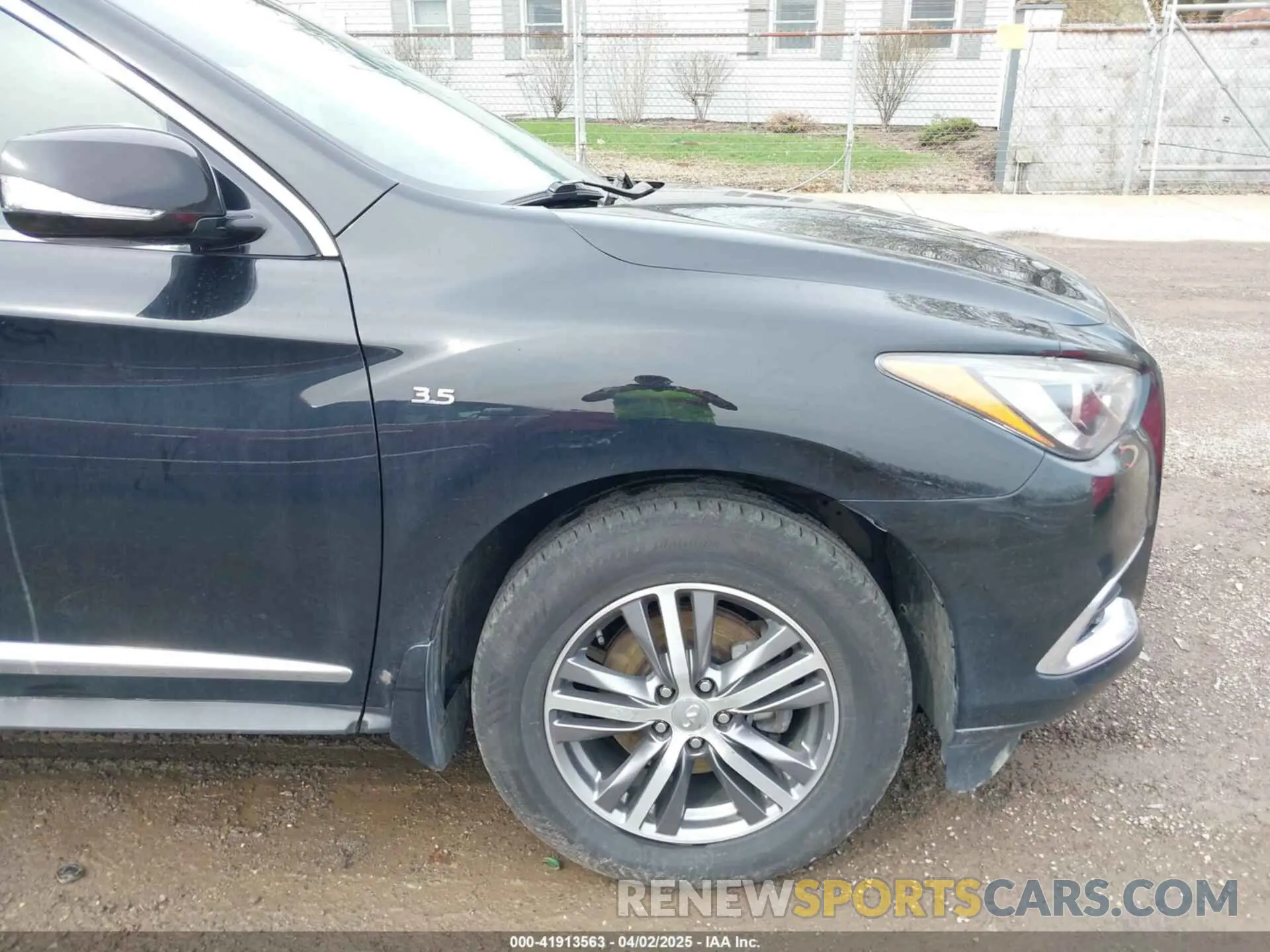 18 Photograph of a damaged car 5N1DL0MM2LC514730 INFINITI QX60 2020