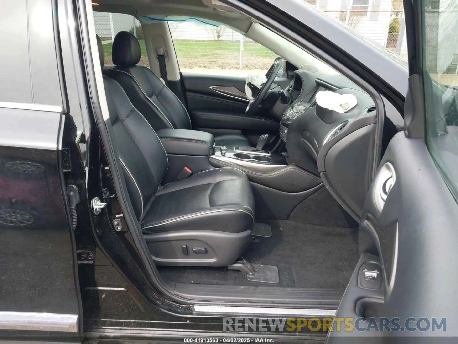 5 Photograph of a damaged car 5N1DL0MM2LC514730 INFINITI QX60 2020