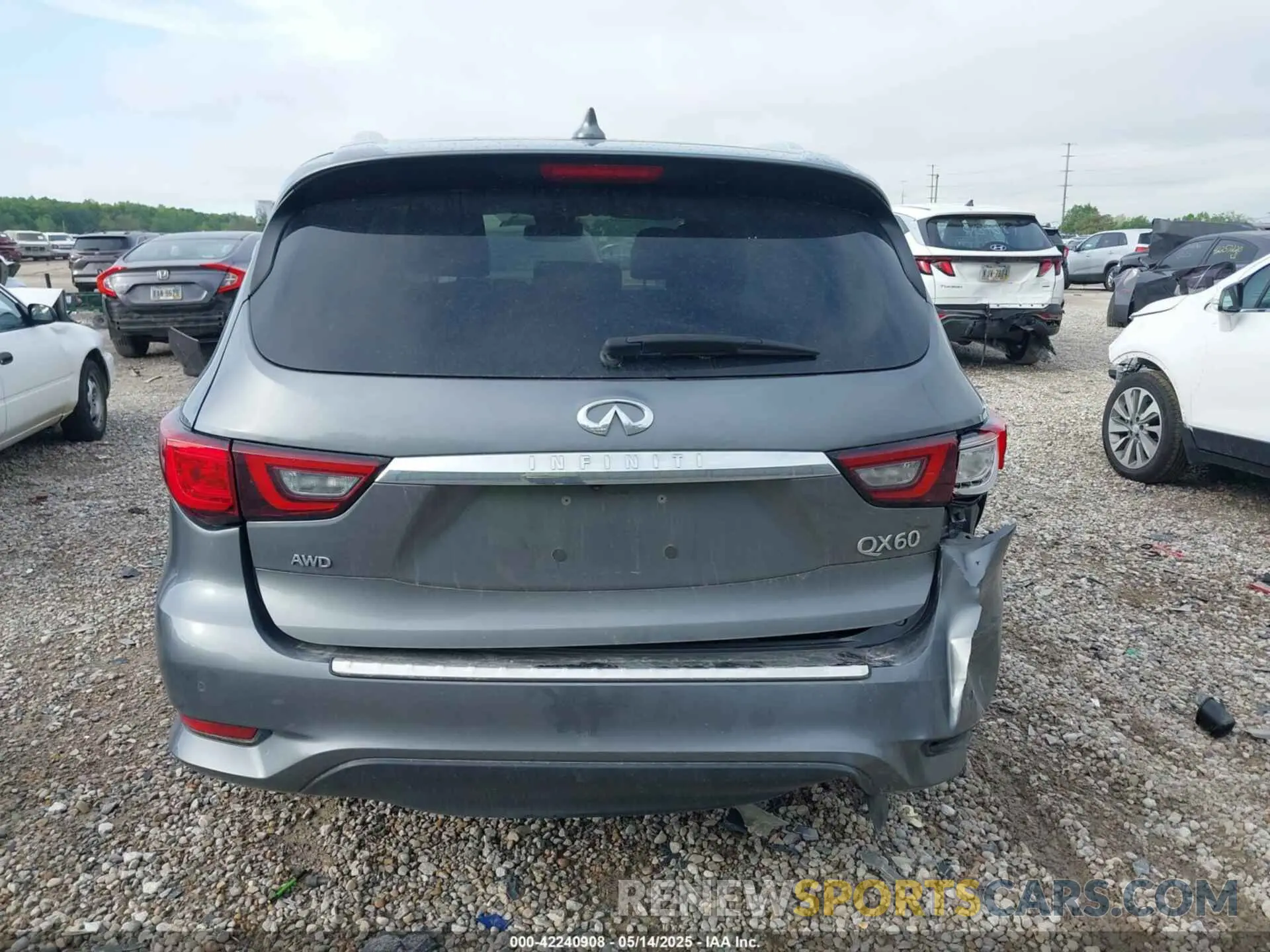 17 Photograph of a damaged car 5N1DL0MM2LC517417 INFINITI QX60 2020