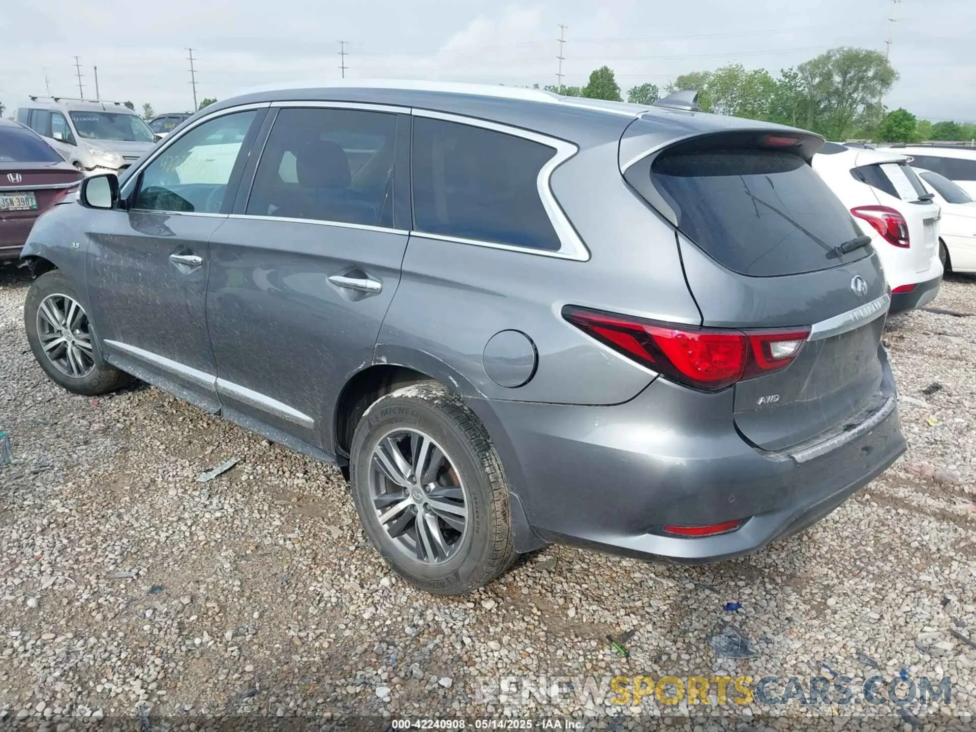 3 Photograph of a damaged car 5N1DL0MM2LC517417 INFINITI QX60 2020