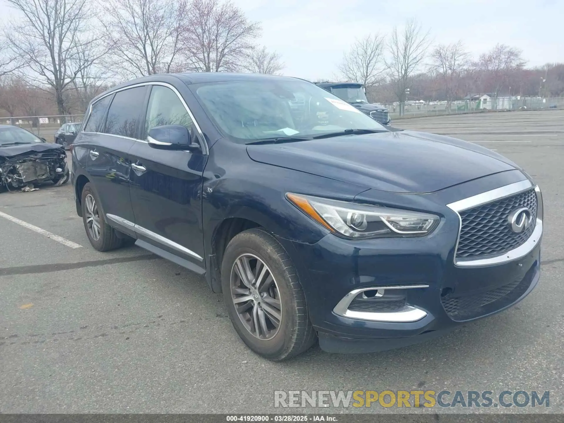 1 Photograph of a damaged car 5N1DL0MM2LC528479 INFINITI QX60 2020