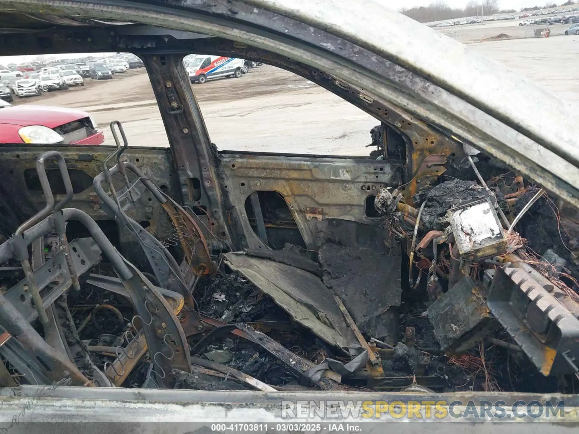 5 Photograph of a damaged car 5N1DL0MM2LC530197 INFINITI QX60 2020