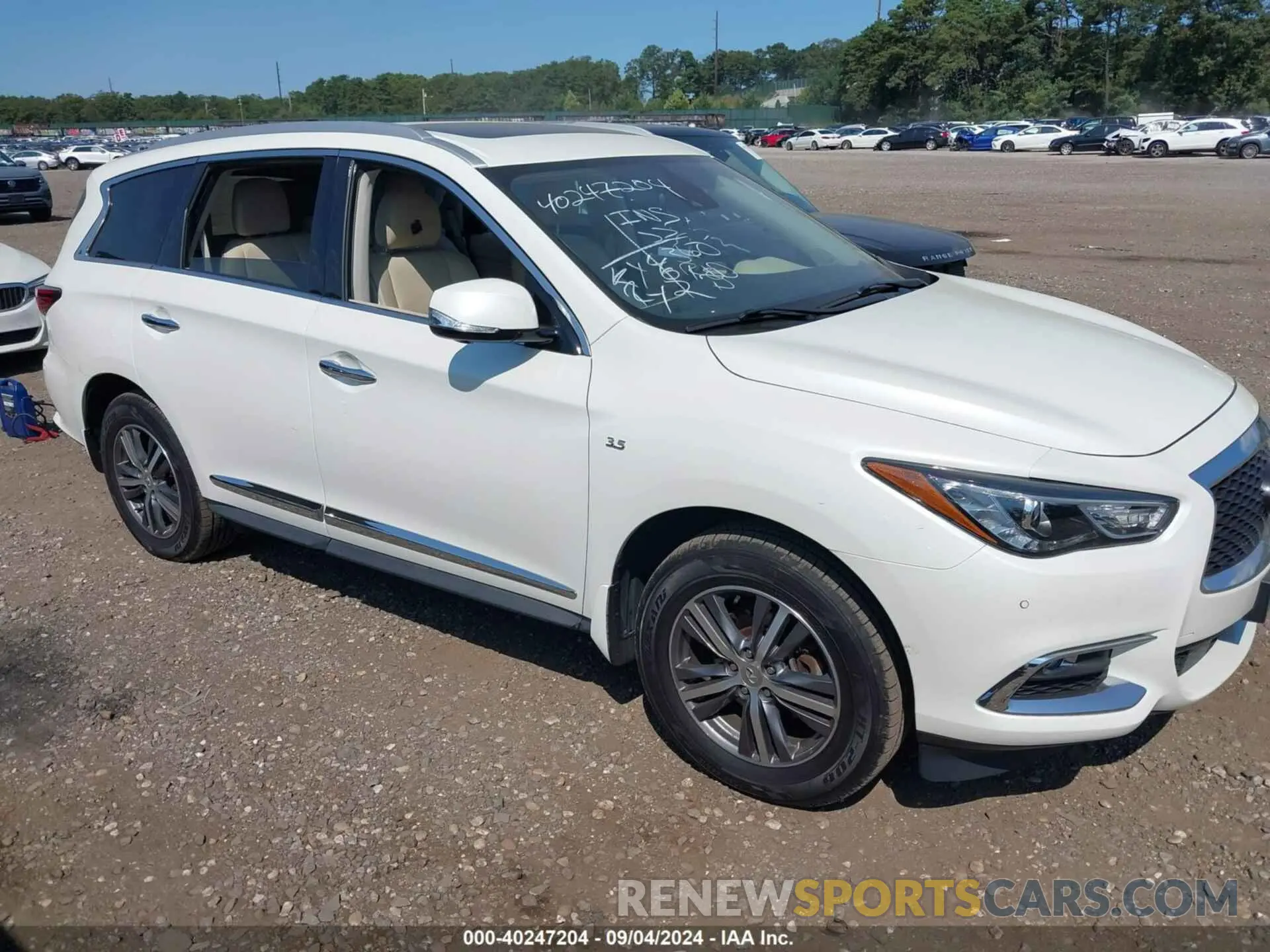 13 Photograph of a damaged car 5N1DL0MM2LC531608 INFINITI QX60 2020
