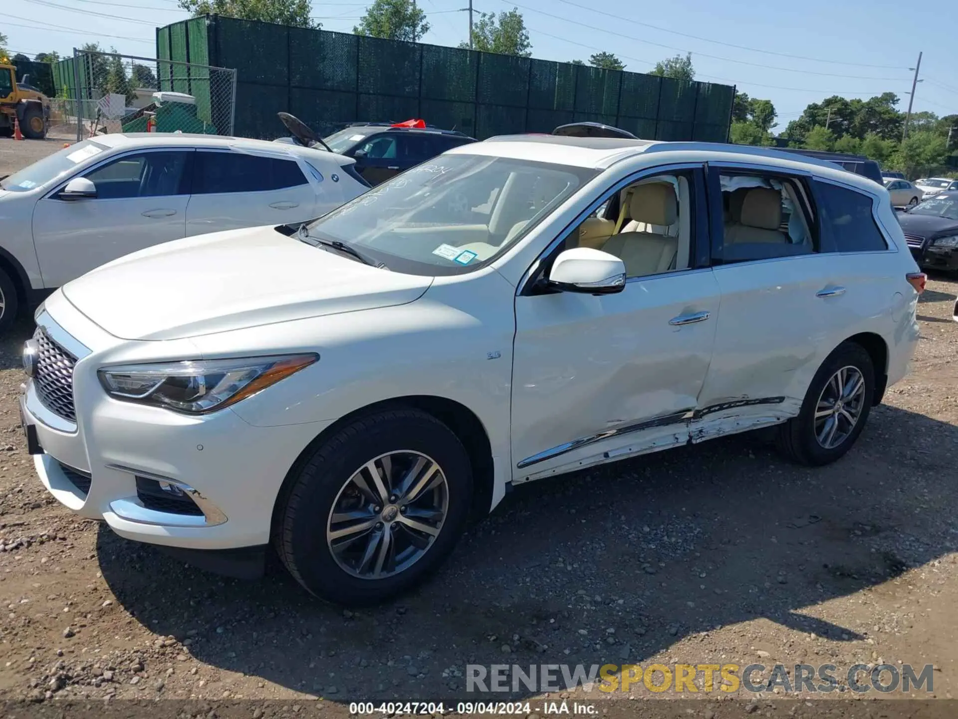 14 Photograph of a damaged car 5N1DL0MM2LC531608 INFINITI QX60 2020