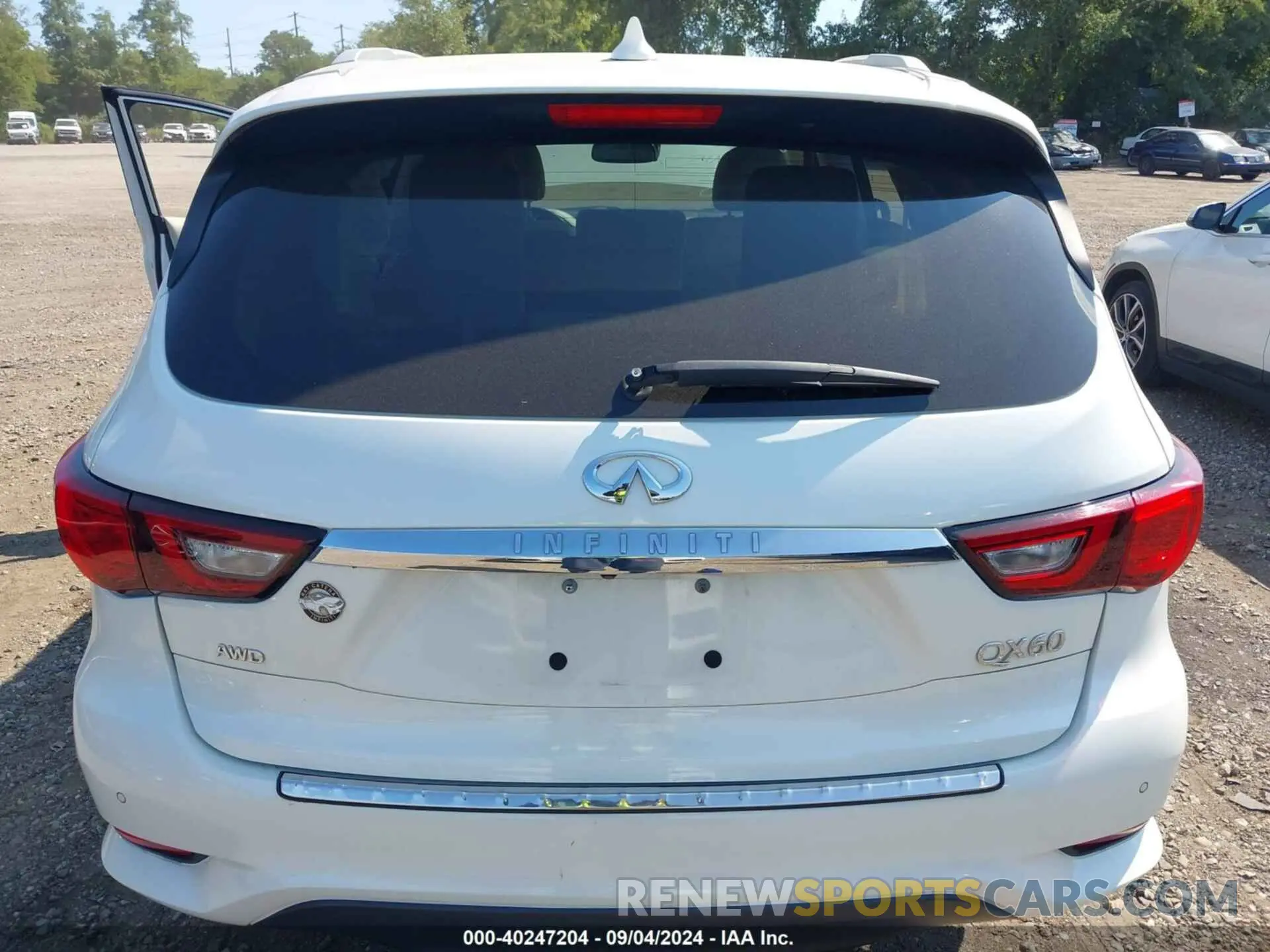 16 Photograph of a damaged car 5N1DL0MM2LC531608 INFINITI QX60 2020