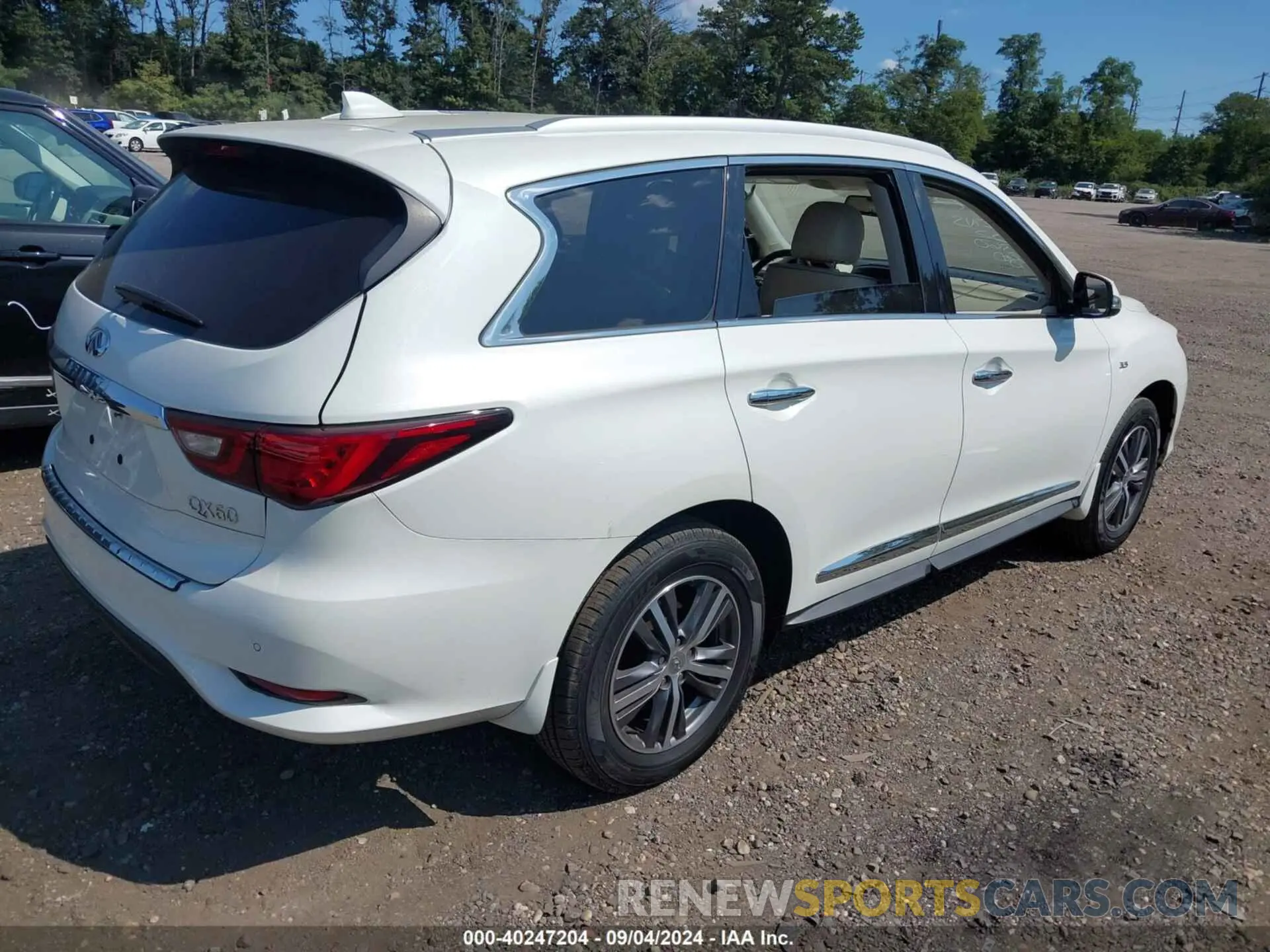 4 Photograph of a damaged car 5N1DL0MM2LC531608 INFINITI QX60 2020