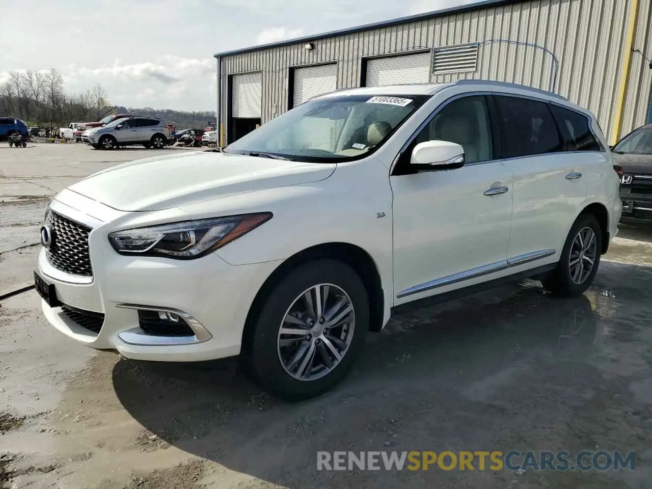 1 Photograph of a damaged car 5N1DL0MM2LC533522 INFINITI QX60 2020