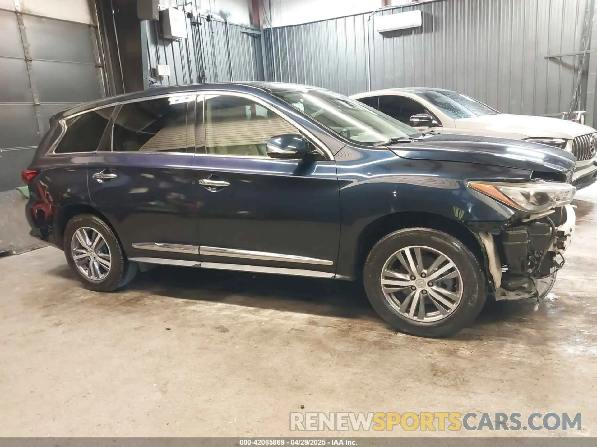 14 Photograph of a damaged car 5N1DL0MM3LC501047 INFINITI QX60 2020