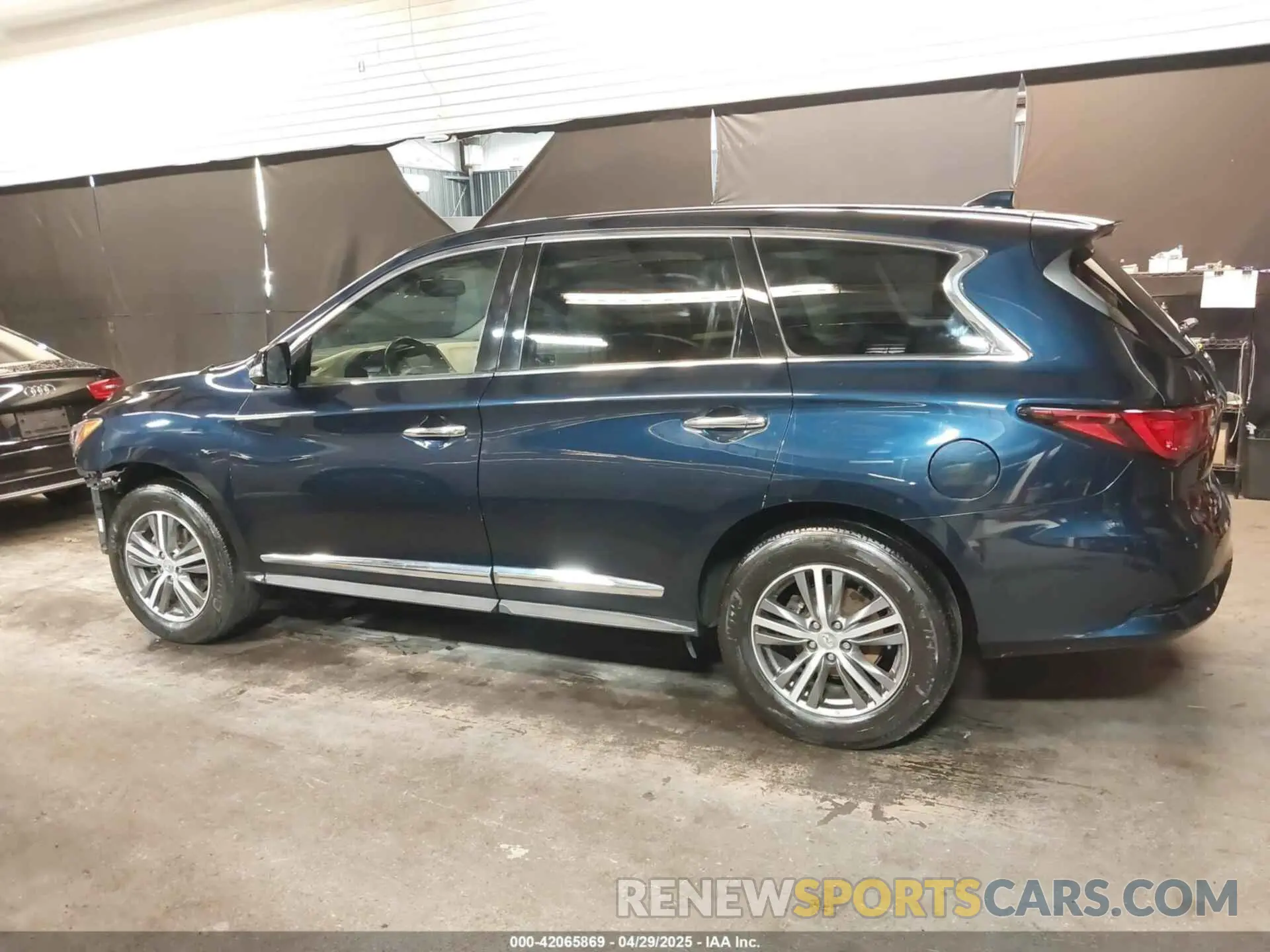 15 Photograph of a damaged car 5N1DL0MM3LC501047 INFINITI QX60 2020