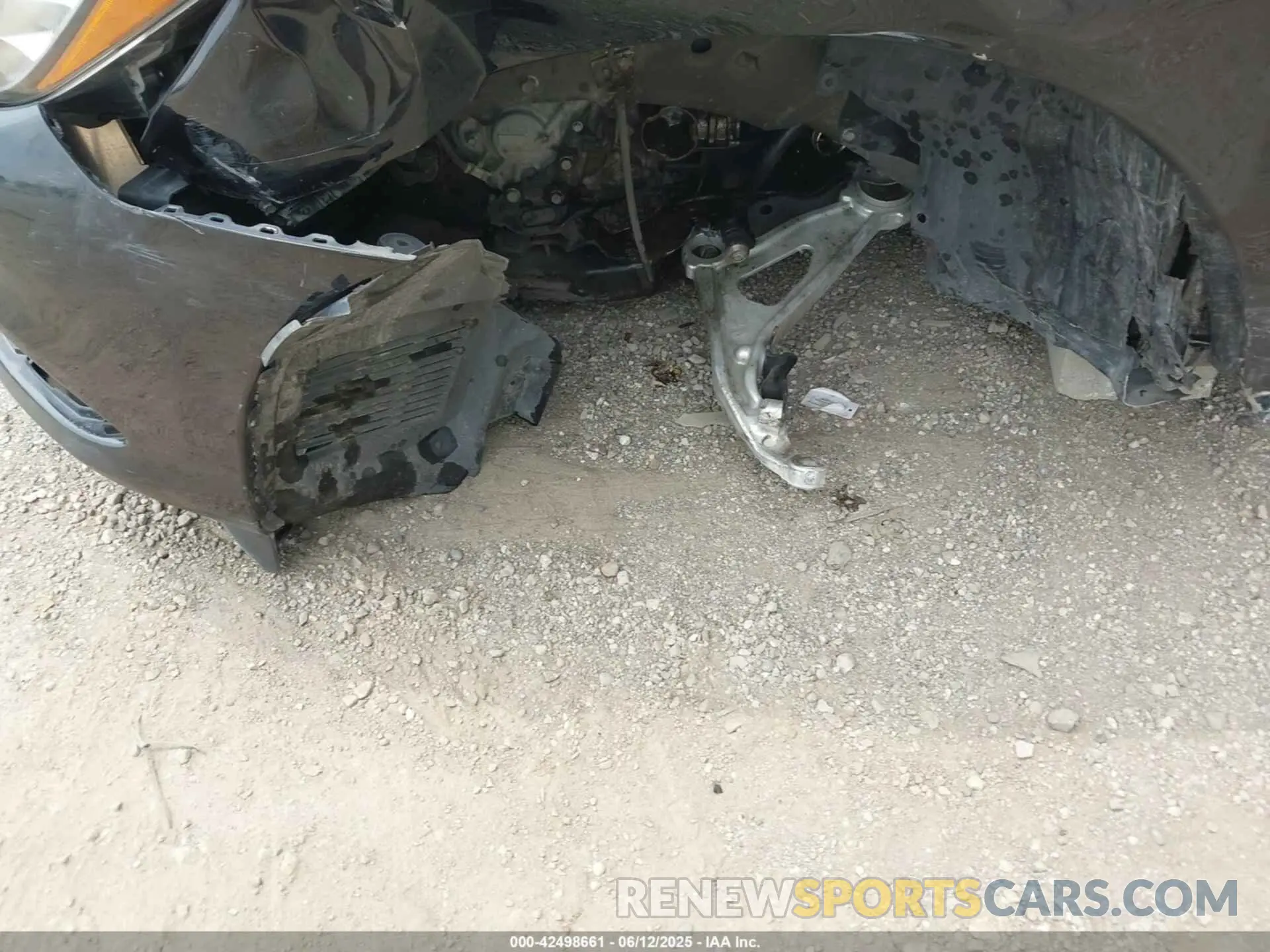 17 Photograph of a damaged car 5N1DL0MM4LC519833 INFINITI QX60 2020