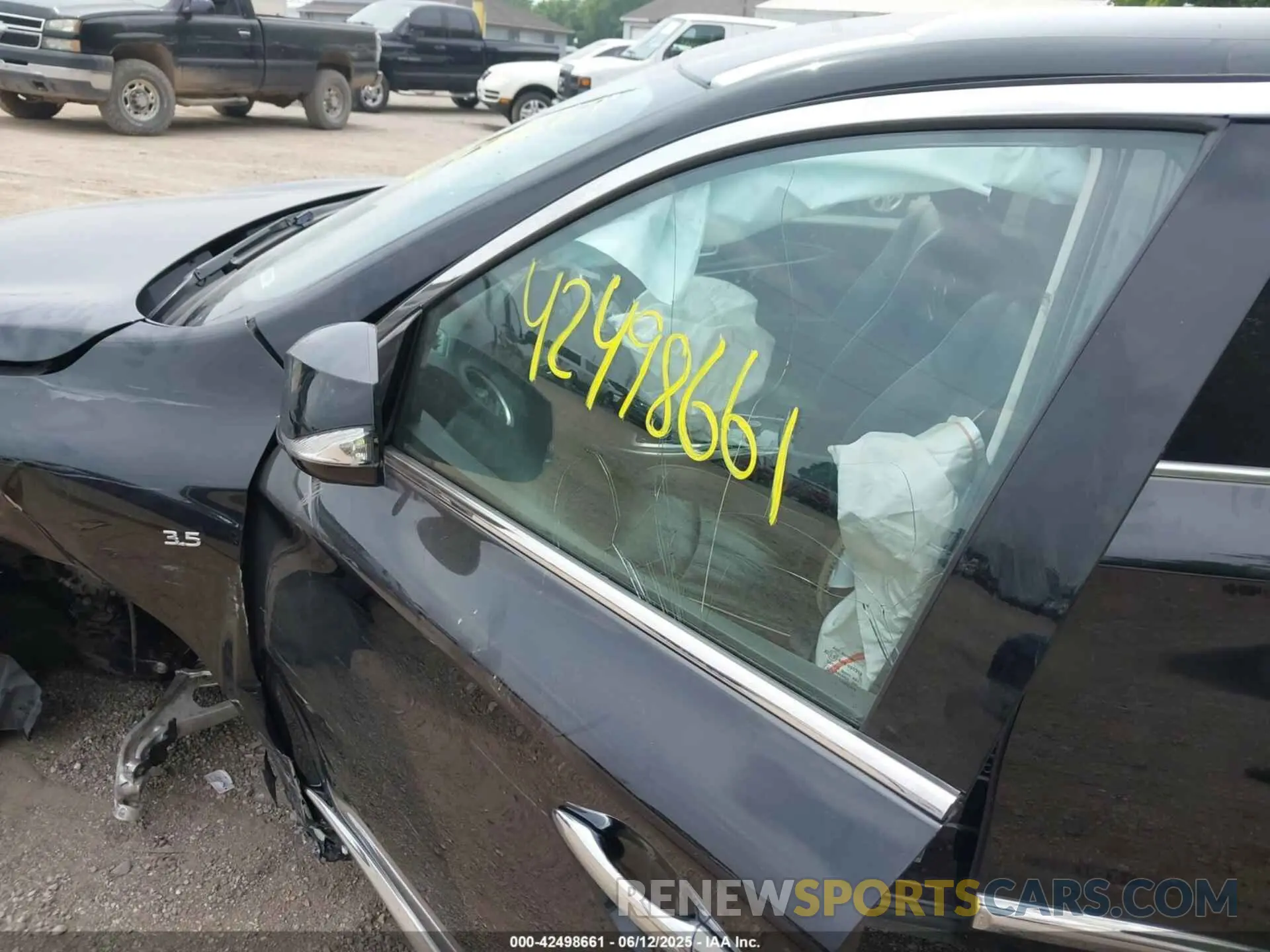 20 Photograph of a damaged car 5N1DL0MM4LC519833 INFINITI QX60 2020