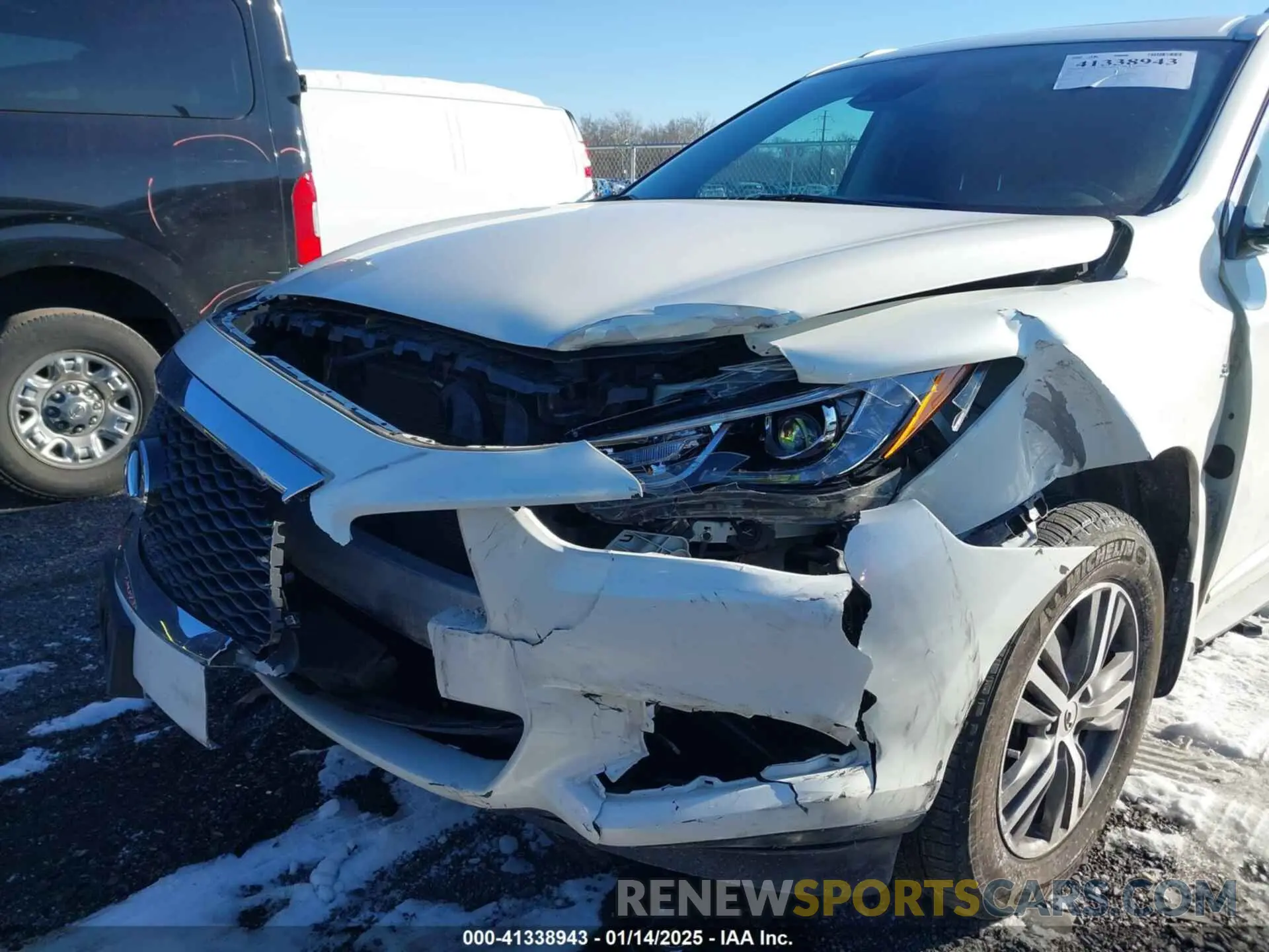 6 Photograph of a damaged car 5N1DL0MM4LC526247 INFINITI QX60 2020