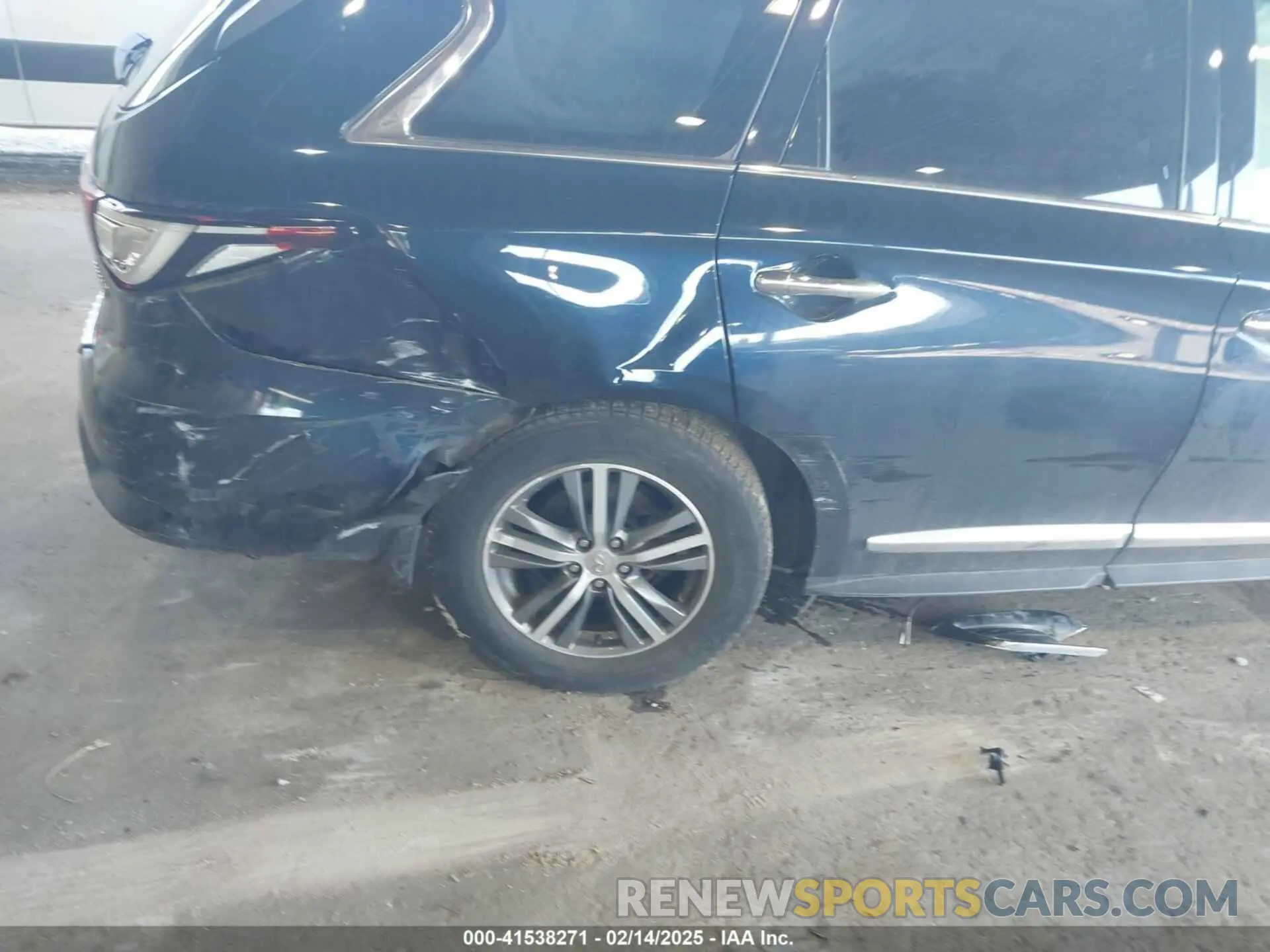 21 Photograph of a damaged car 5N1DL0MM5LC513491 INFINITI QX60 2020