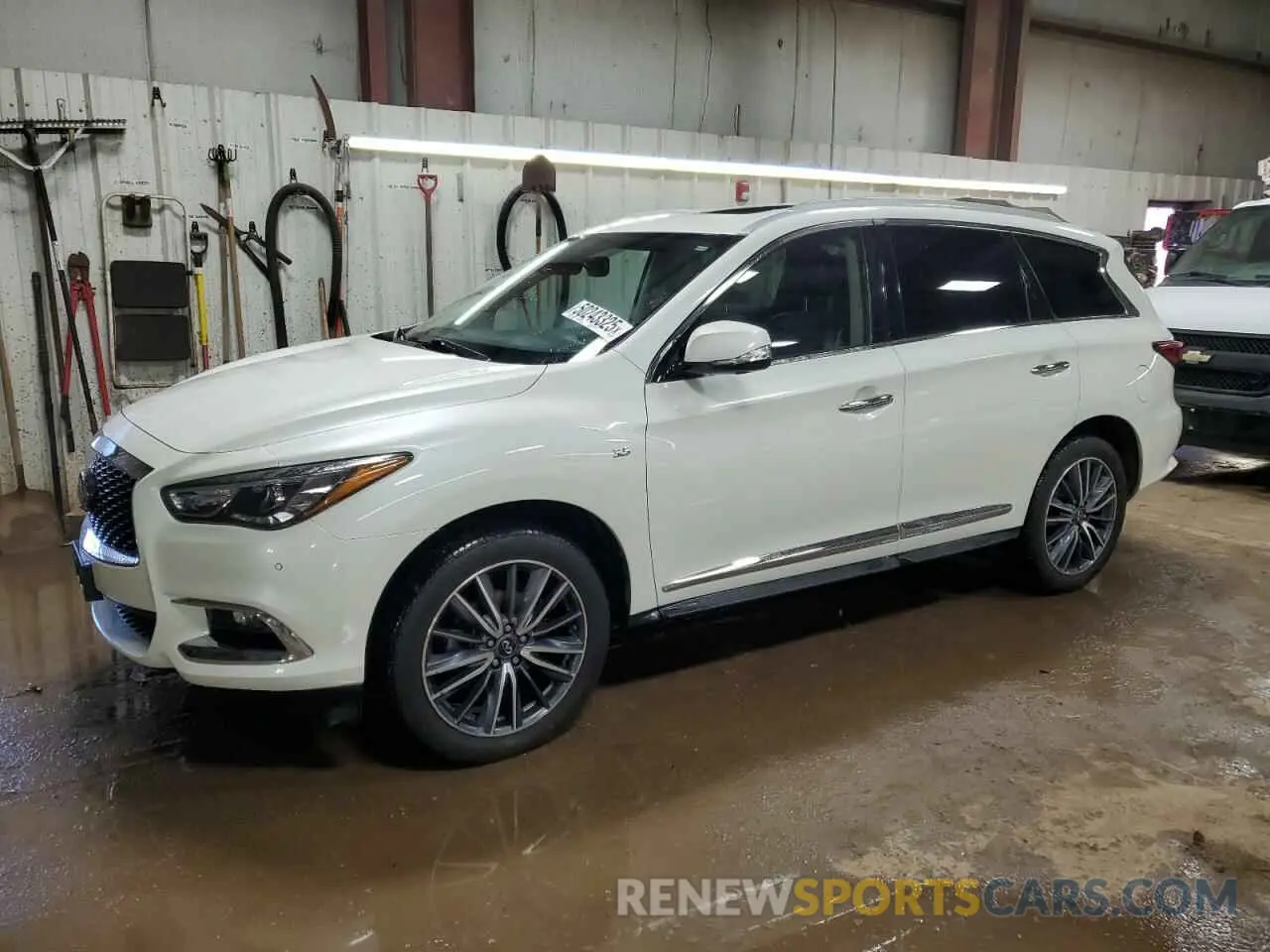 1 Photograph of a damaged car 5N1DL0MM5LC537886 INFINITI QX60 2020