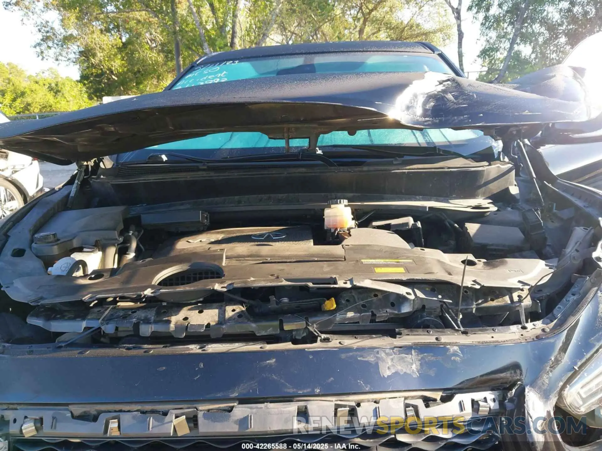 10 Photograph of a damaged car 5N1DL0MM6LC521745 INFINITI QX60 2020