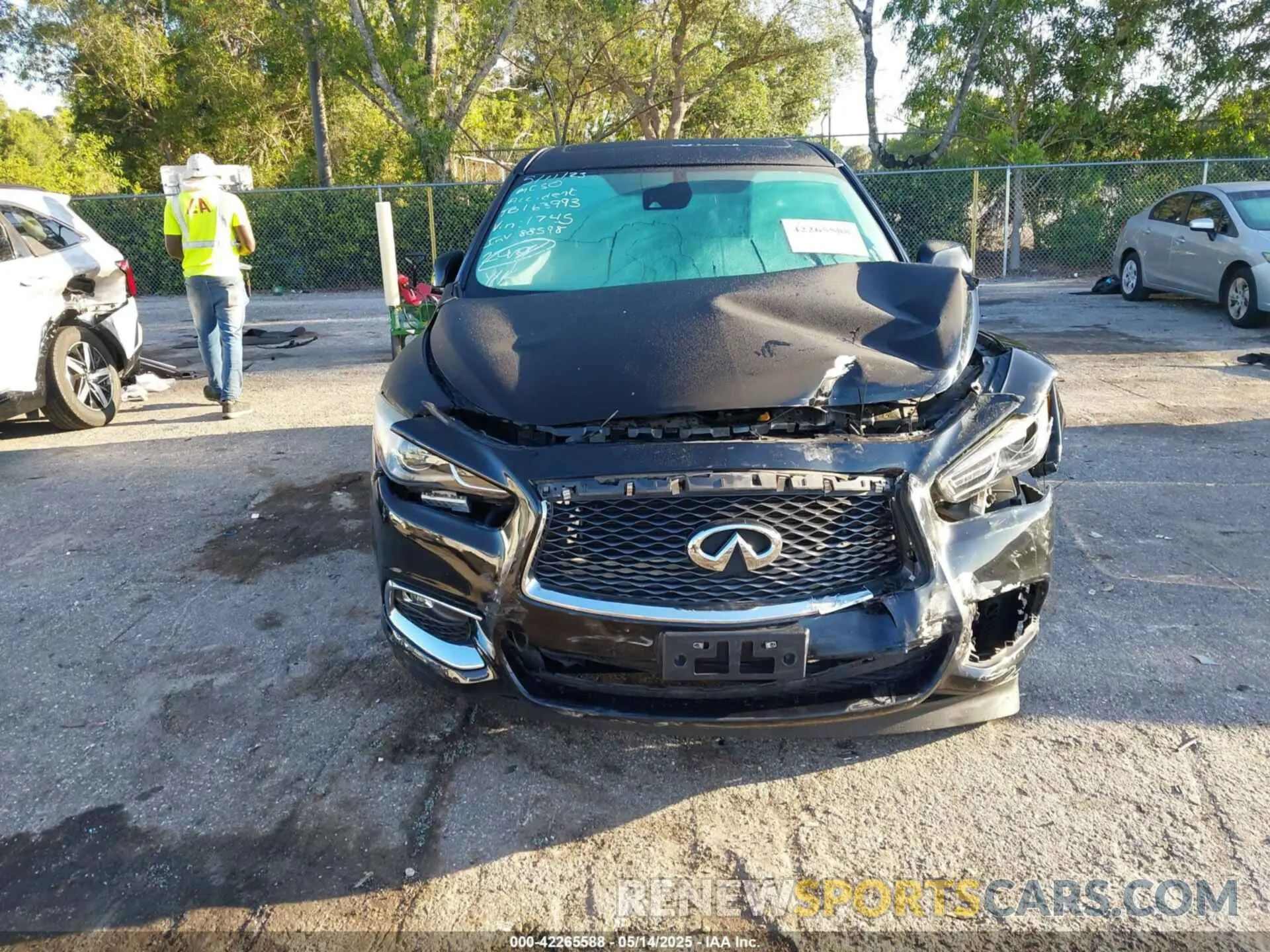 12 Photograph of a damaged car 5N1DL0MM6LC521745 INFINITI QX60 2020