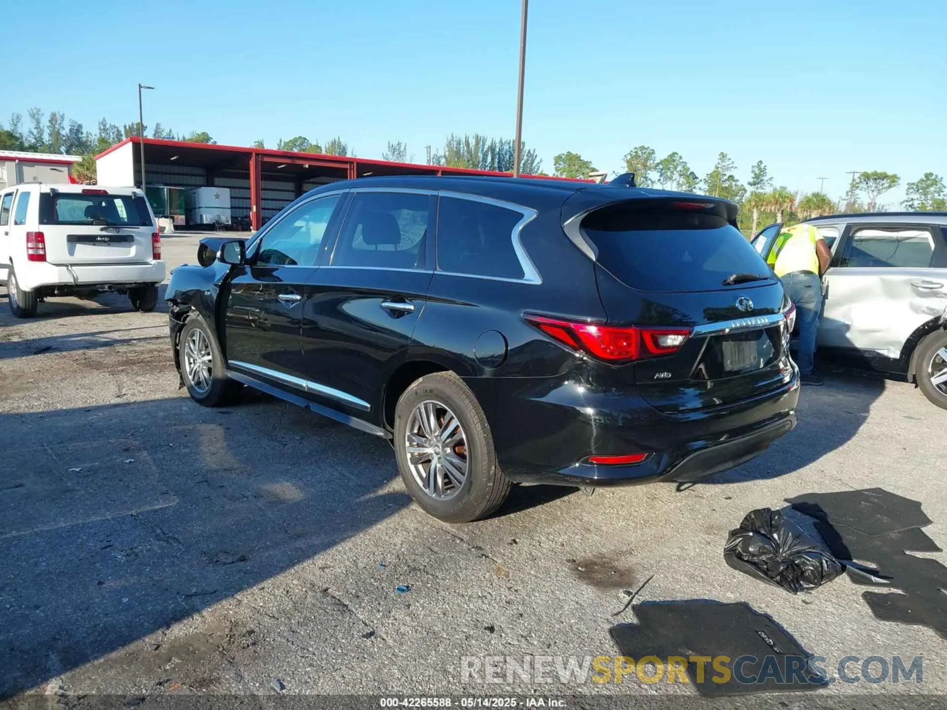 3 Photograph of a damaged car 5N1DL0MM6LC521745 INFINITI QX60 2020