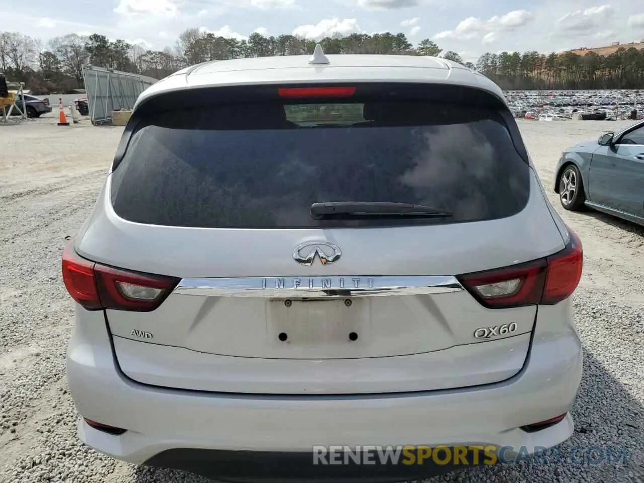 6 Photograph of a damaged car 5N1DL0MM6LC528582 INFINITI QX60 2020