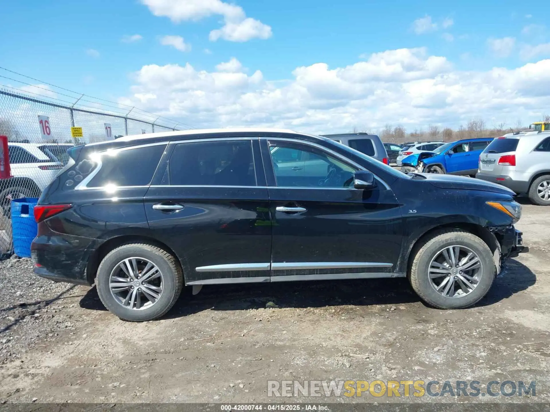 14 Photograph of a damaged car 5N1DL0MM9LC502865 INFINITI QX60 2020