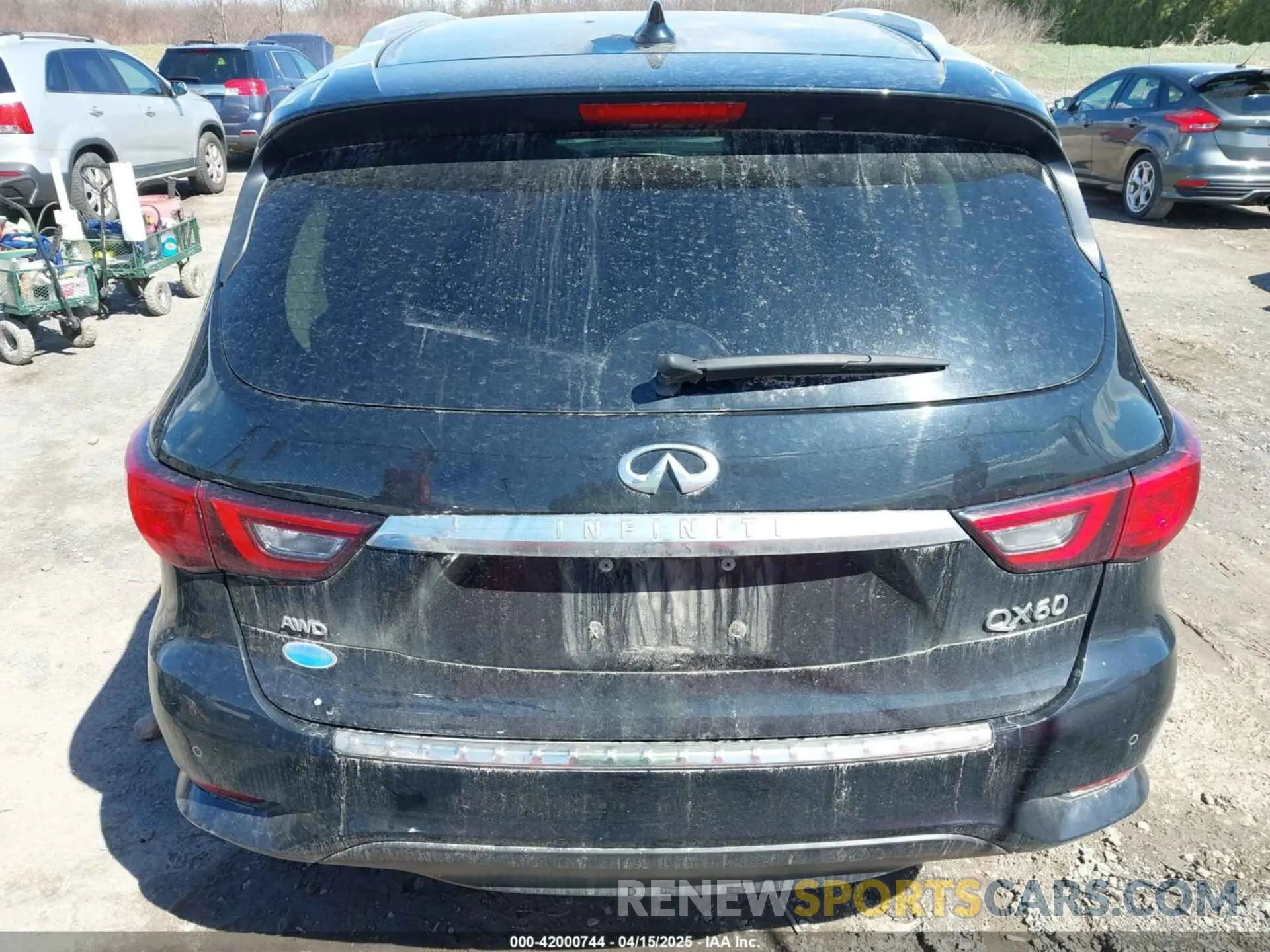 17 Photograph of a damaged car 5N1DL0MM9LC502865 INFINITI QX60 2020