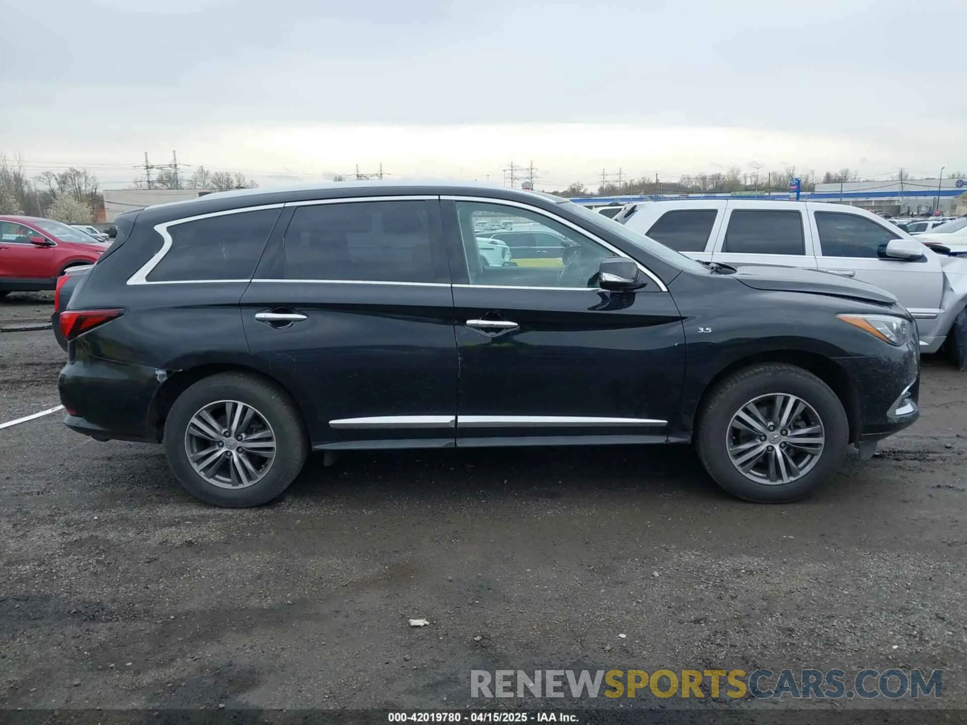 13 Photograph of a damaged car 5N1DL0MM9LC518225 INFINITI QX60 2020