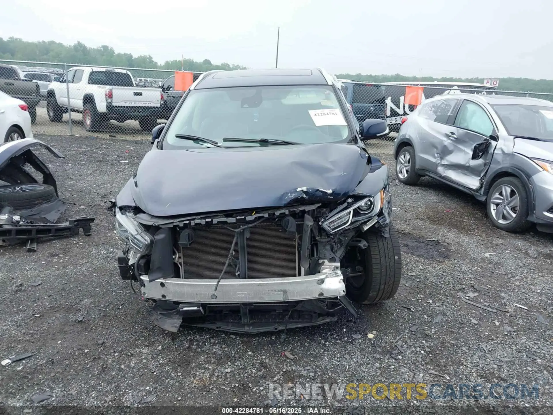 13 Photograph of a damaged car 5N1DL0MM9LC539625 INFINITI QX60 2020