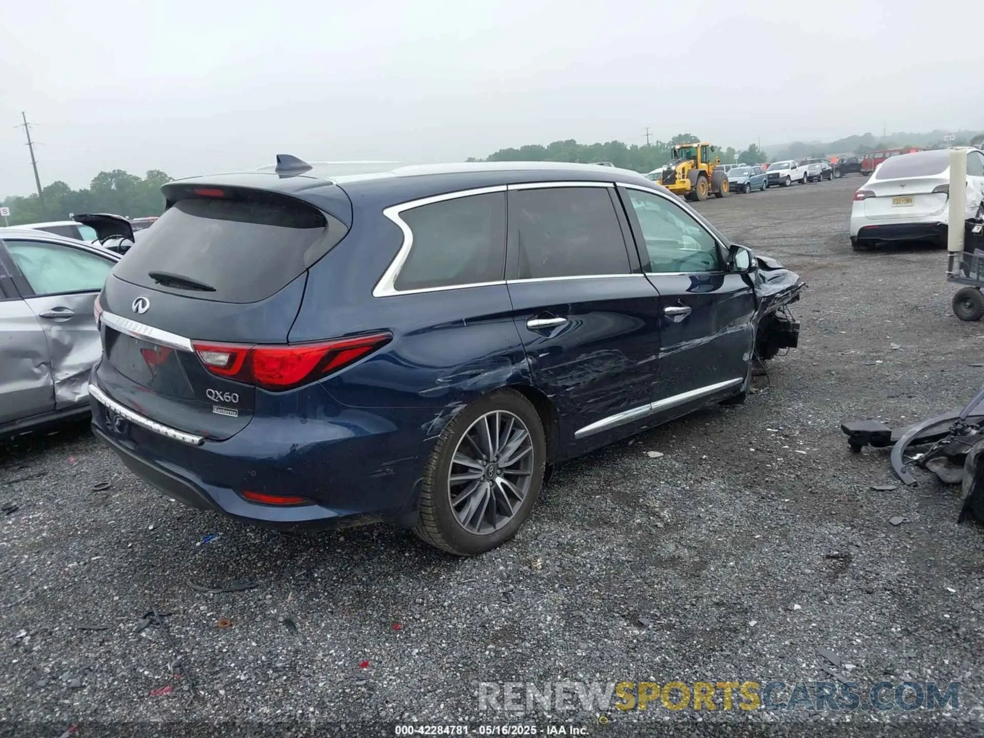 4 Photograph of a damaged car 5N1DL0MM9LC539625 INFINITI QX60 2020