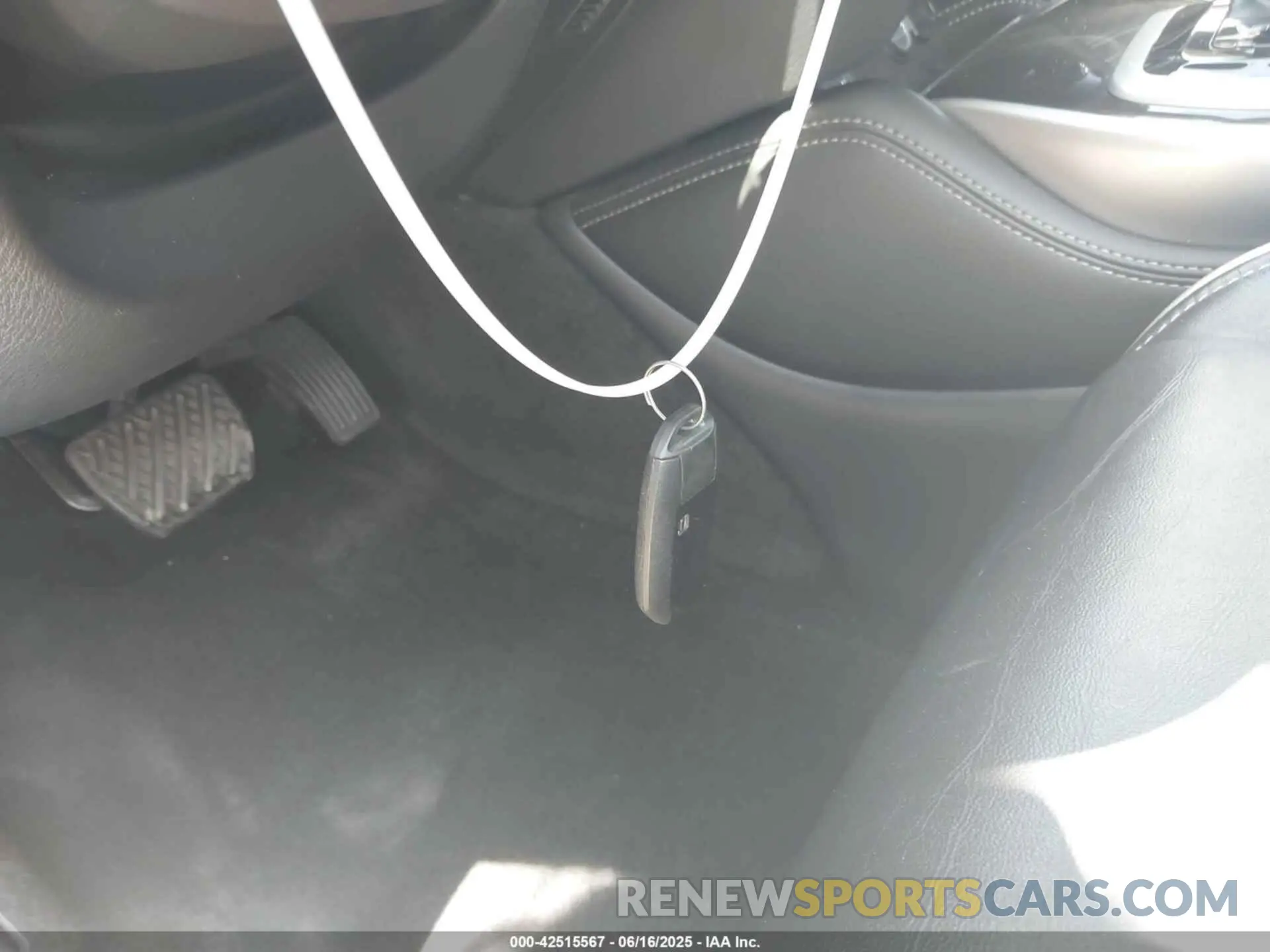 11 Photograph of a damaged car 5N1DL0MMXLC502566 INFINITI QX60 2020