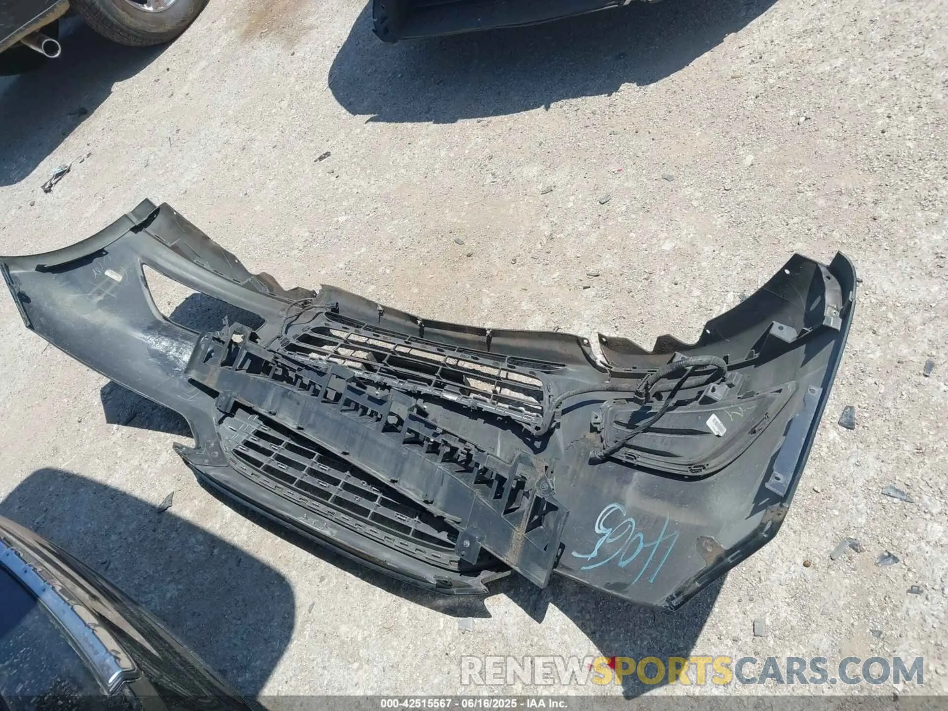 12 Photograph of a damaged car 5N1DL0MMXLC502566 INFINITI QX60 2020