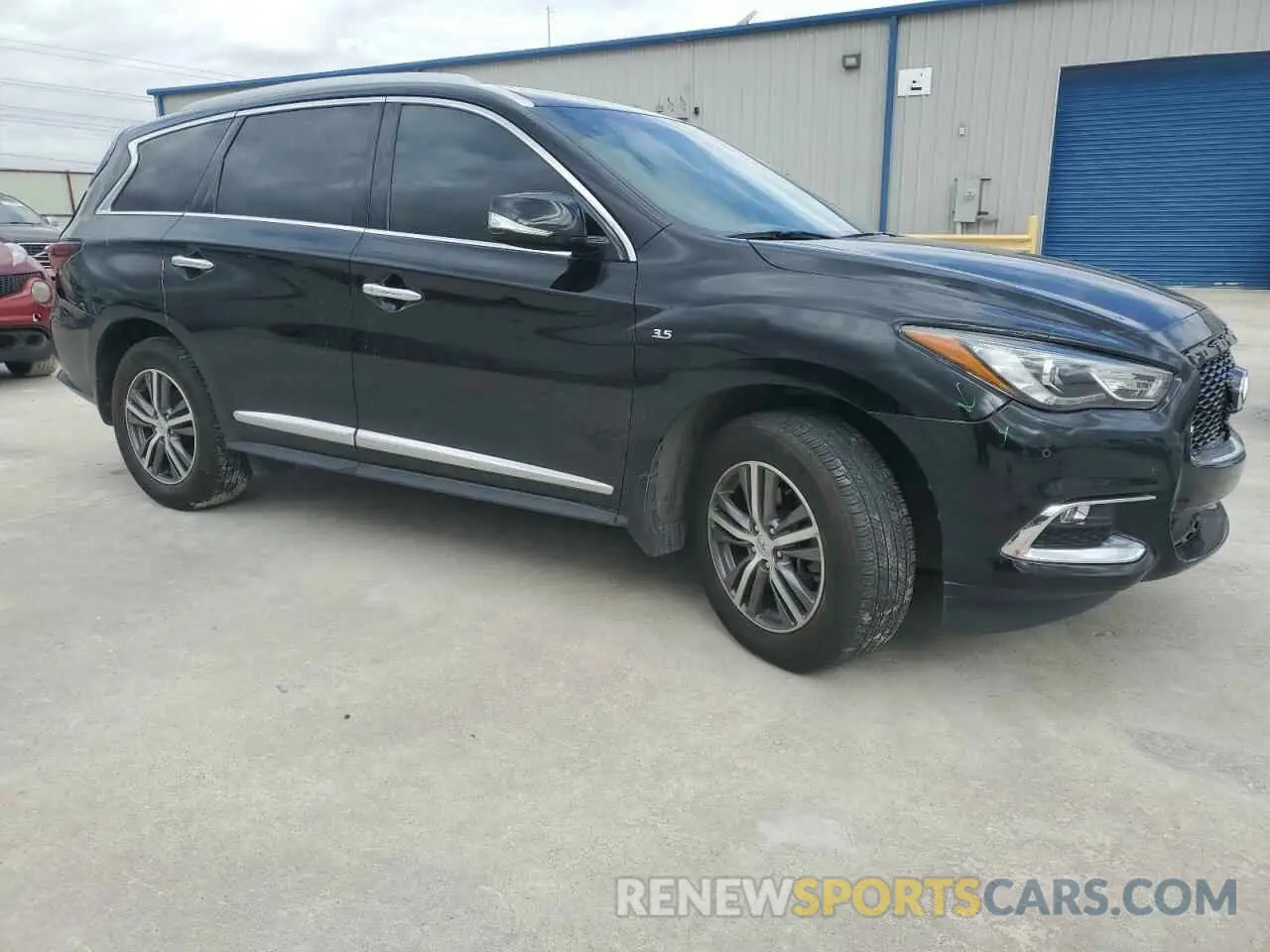 4 Photograph of a damaged car 5N1DL0MN1LC501752 INFINITI QX60 2020