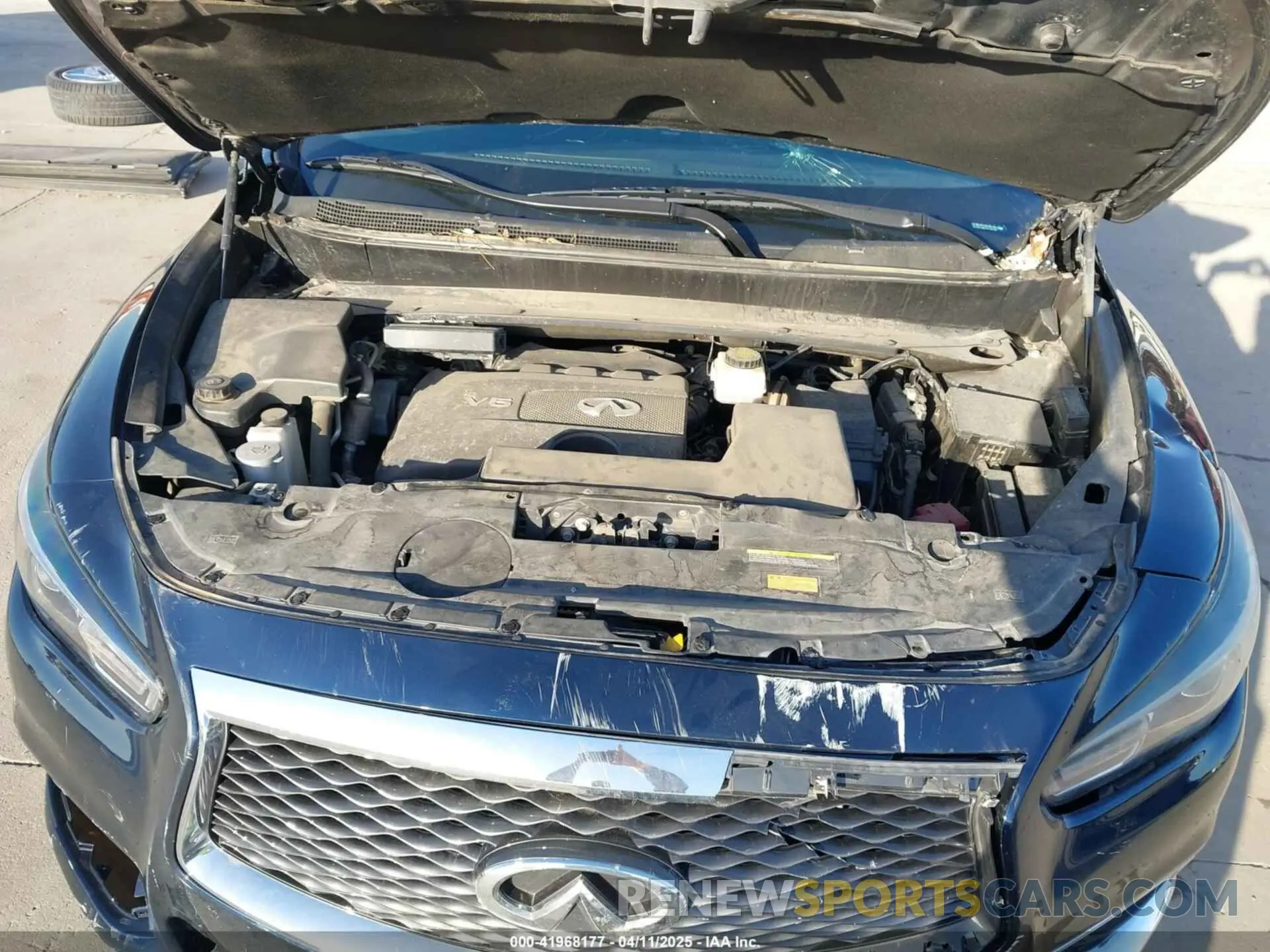 10 Photograph of a damaged car 5N1DL0MN1LC506501 INFINITI QX60 2020