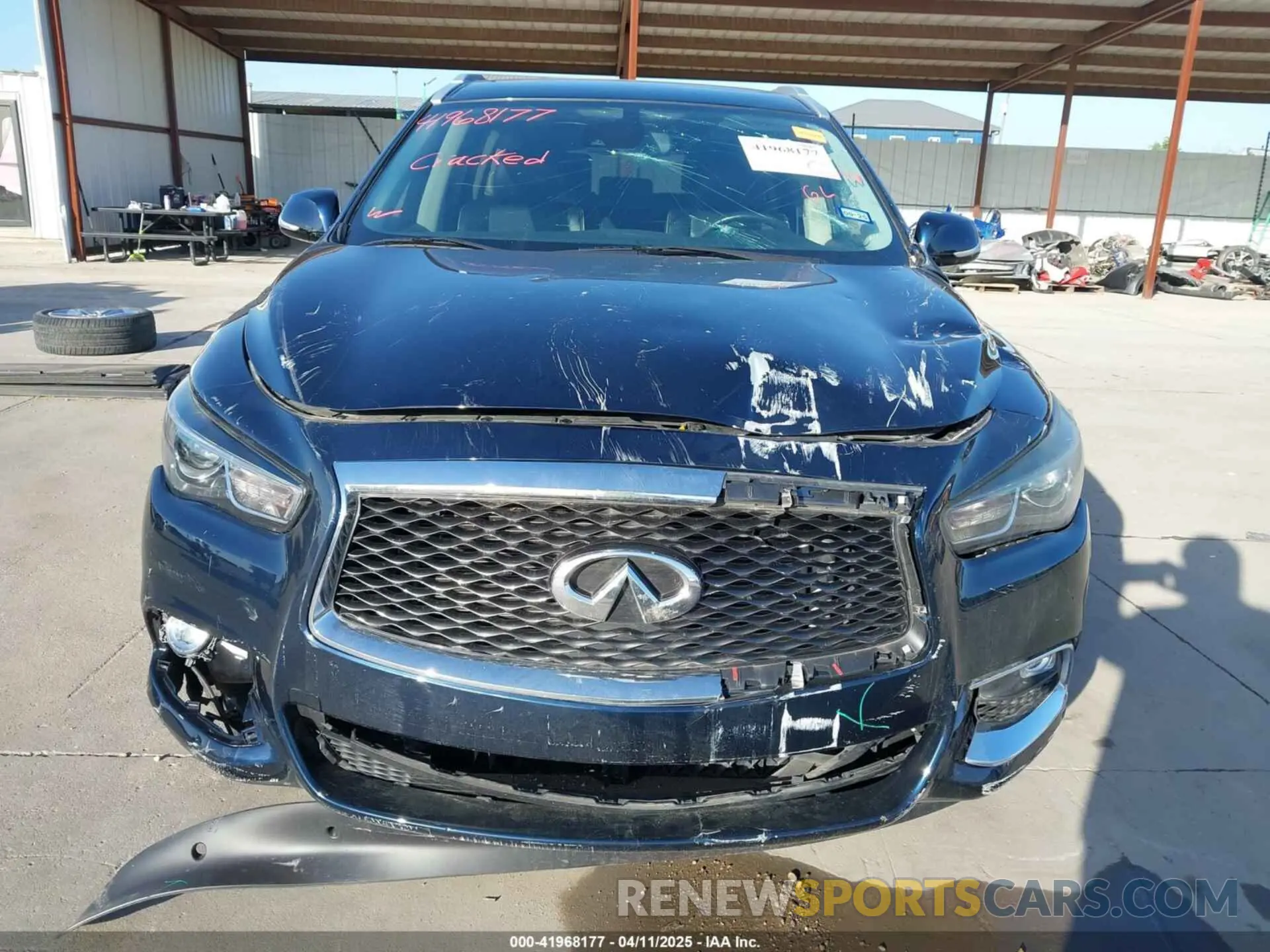 19 Photograph of a damaged car 5N1DL0MN1LC506501 INFINITI QX60 2020