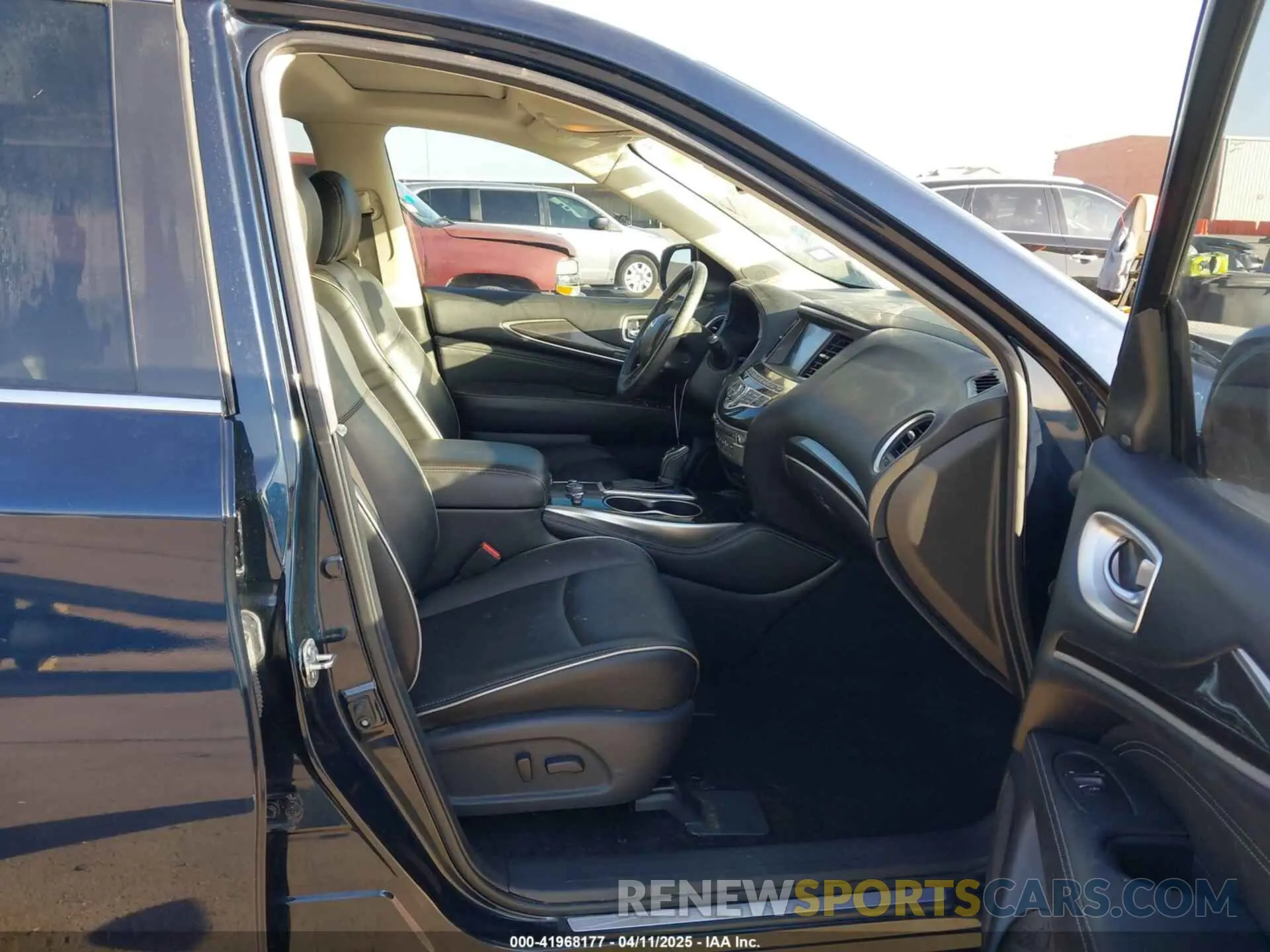 5 Photograph of a damaged car 5N1DL0MN1LC506501 INFINITI QX60 2020
