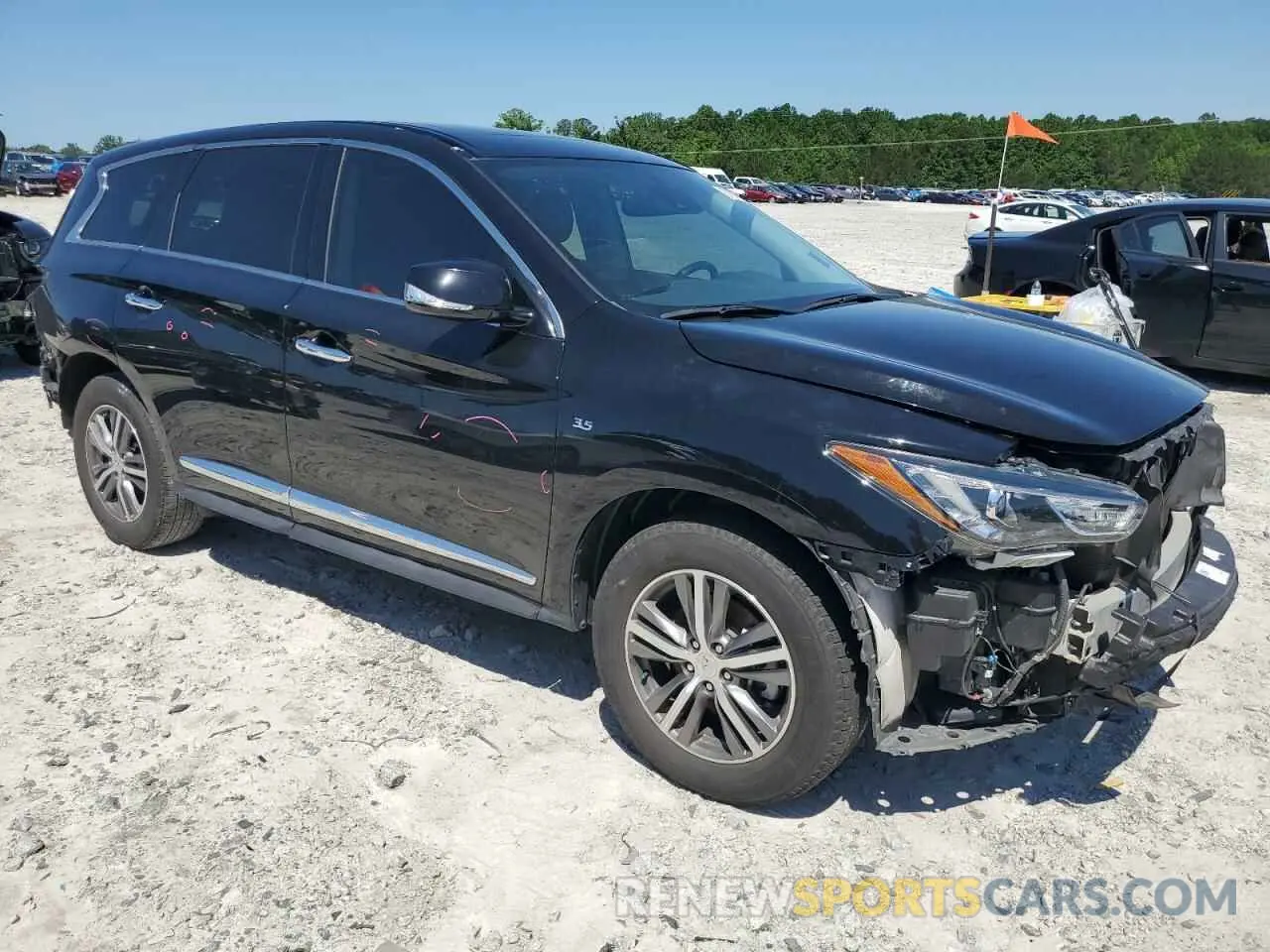 4 Photograph of a damaged car 5N1DL0MN1LC527056 INFINITI QX60 2020