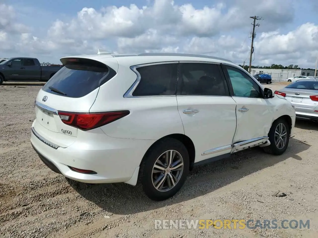 3 Photograph of a damaged car 5N1DL0MN3LC521520 INFINITI QX60 2020