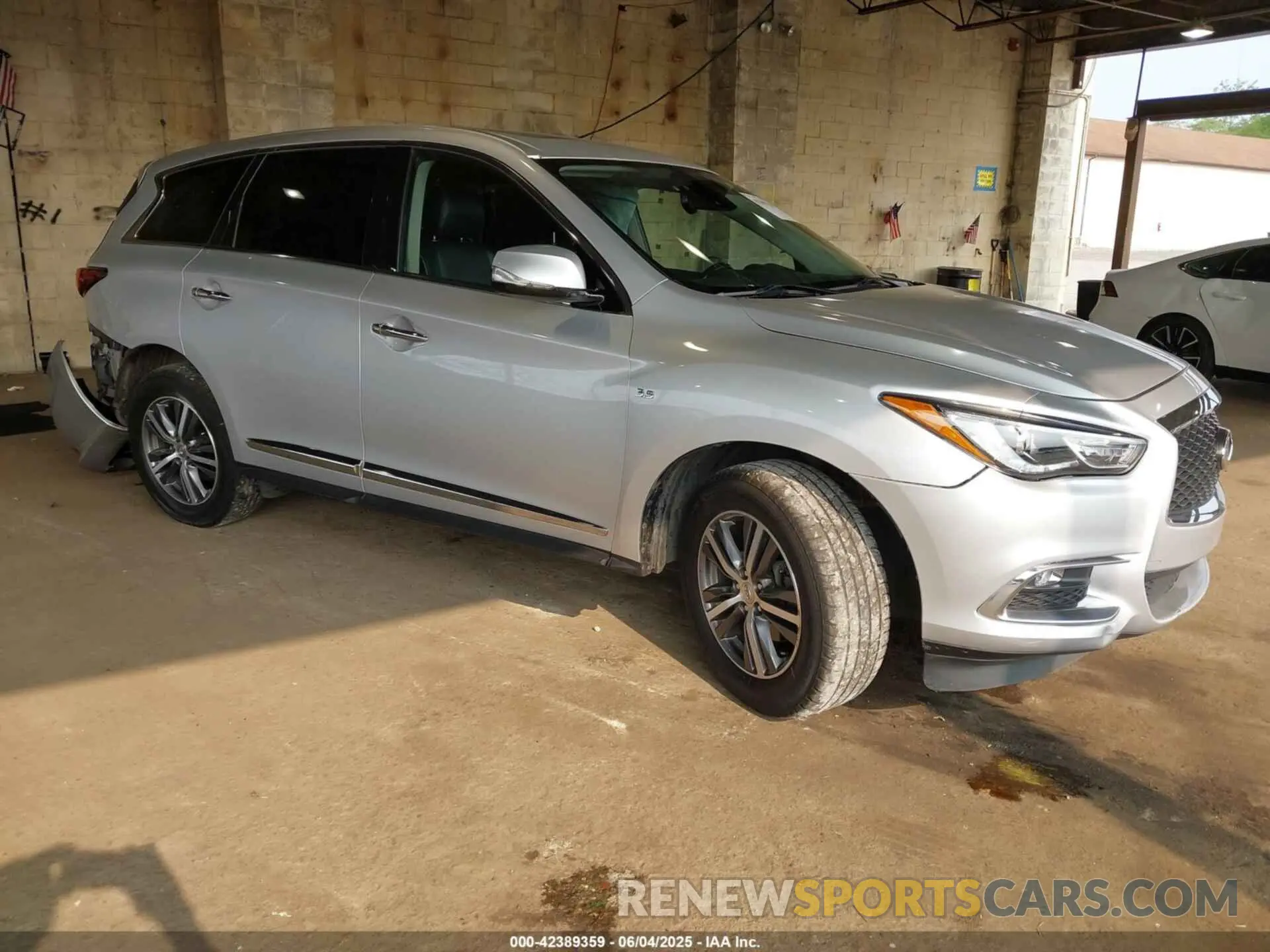 1 Photograph of a damaged car 5N1DL0MN4LC531229 INFINITI QX60 2020