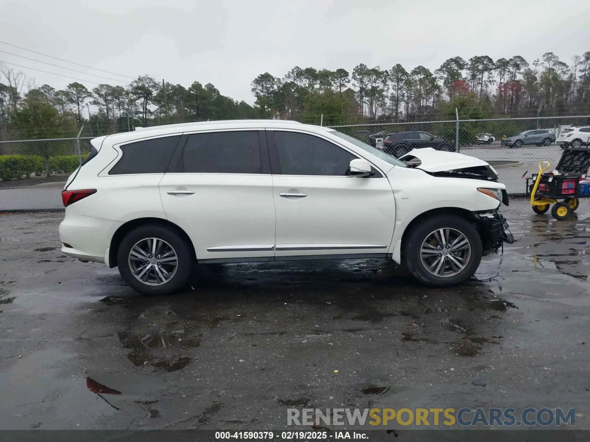 13 Photograph of a damaged car 5N1DL0MN4LC541775 INFINITI QX60 2020