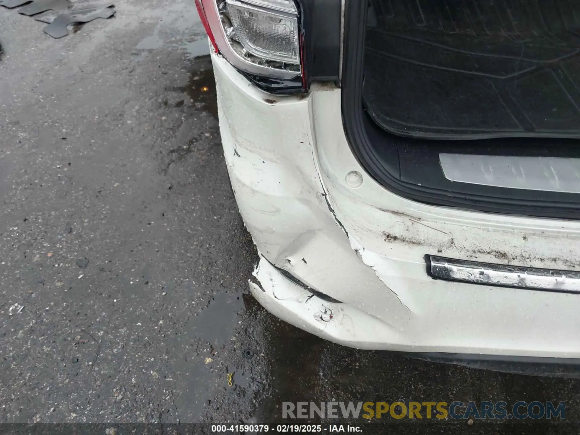 6 Photograph of a damaged car 5N1DL0MN4LC541775 INFINITI QX60 2020