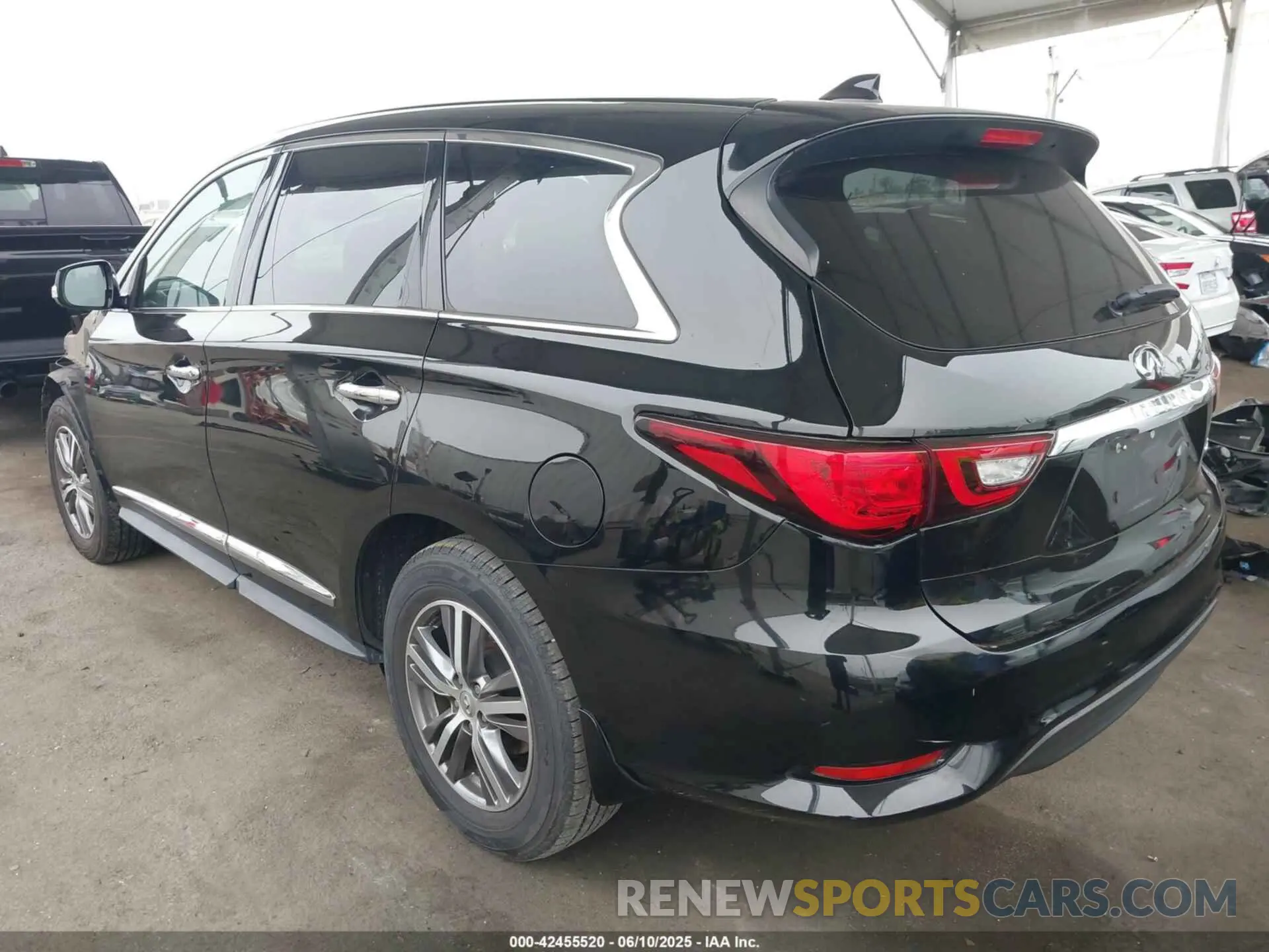 3 Photograph of a damaged car 5N1DL0MN5LC504329 INFINITI QX60 2020
