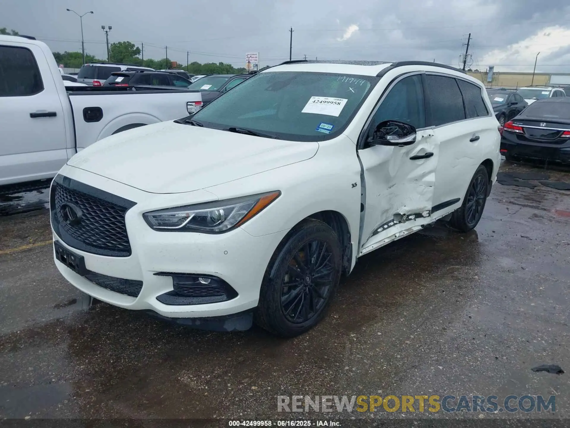 2 Photograph of a damaged car 5N1DL0MN6LC523391 INFINITI QX60 2020