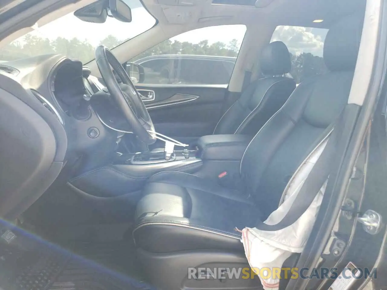 7 Photograph of a damaged car 5N1DL0MN6LC532964 INFINITI QX60 2020